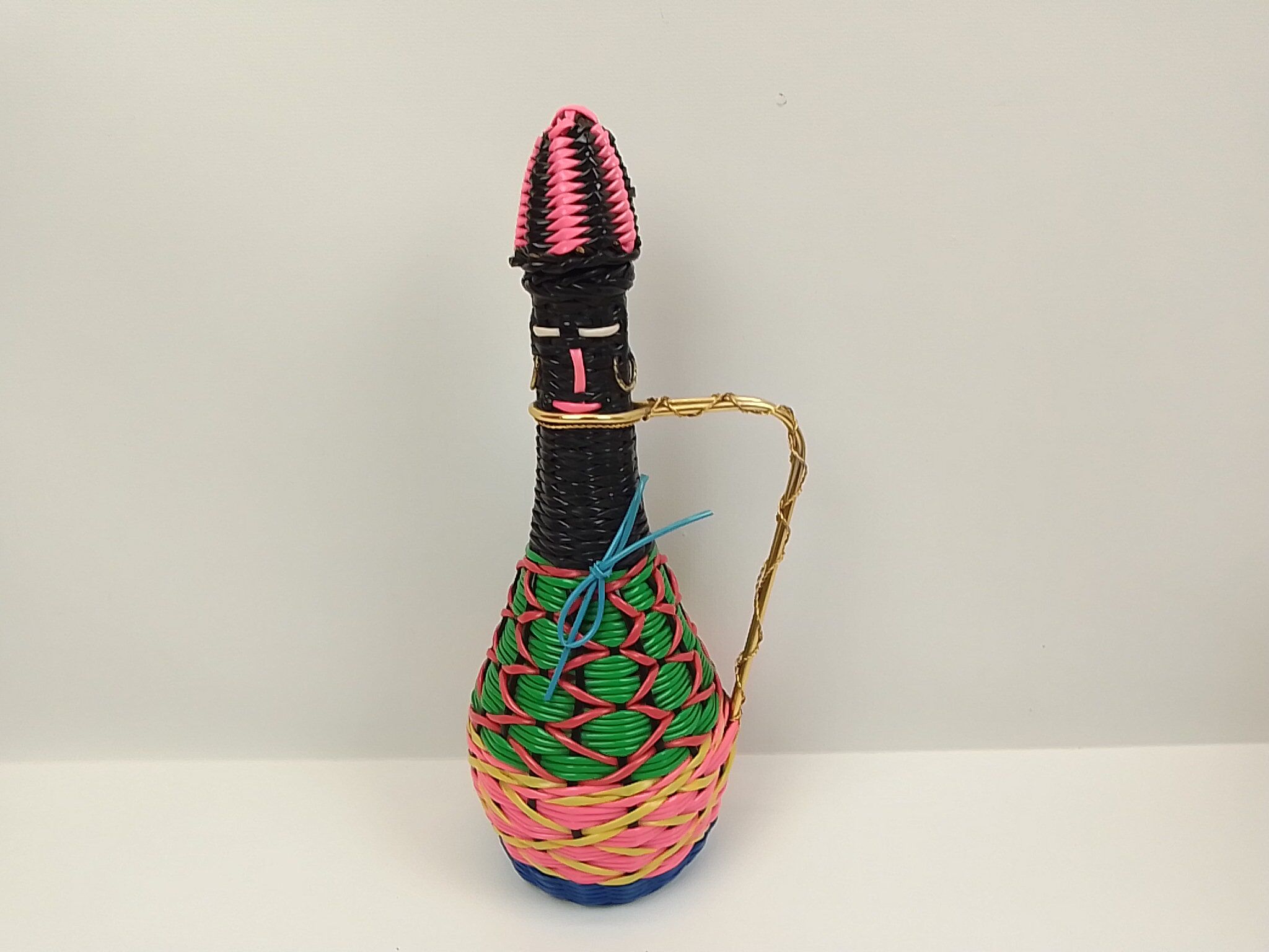 Bottle scoubidou a handle 28 cm