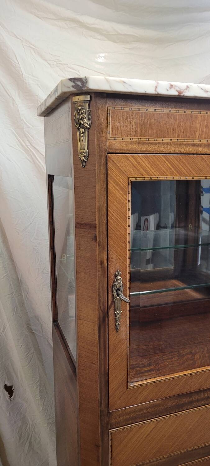 Louis XV style display case in marquetry