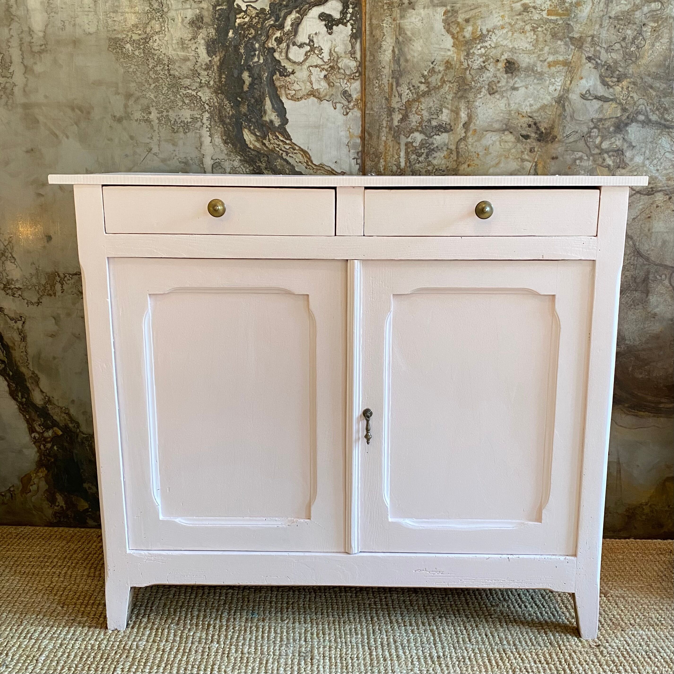 Powder pink Parisian buffet