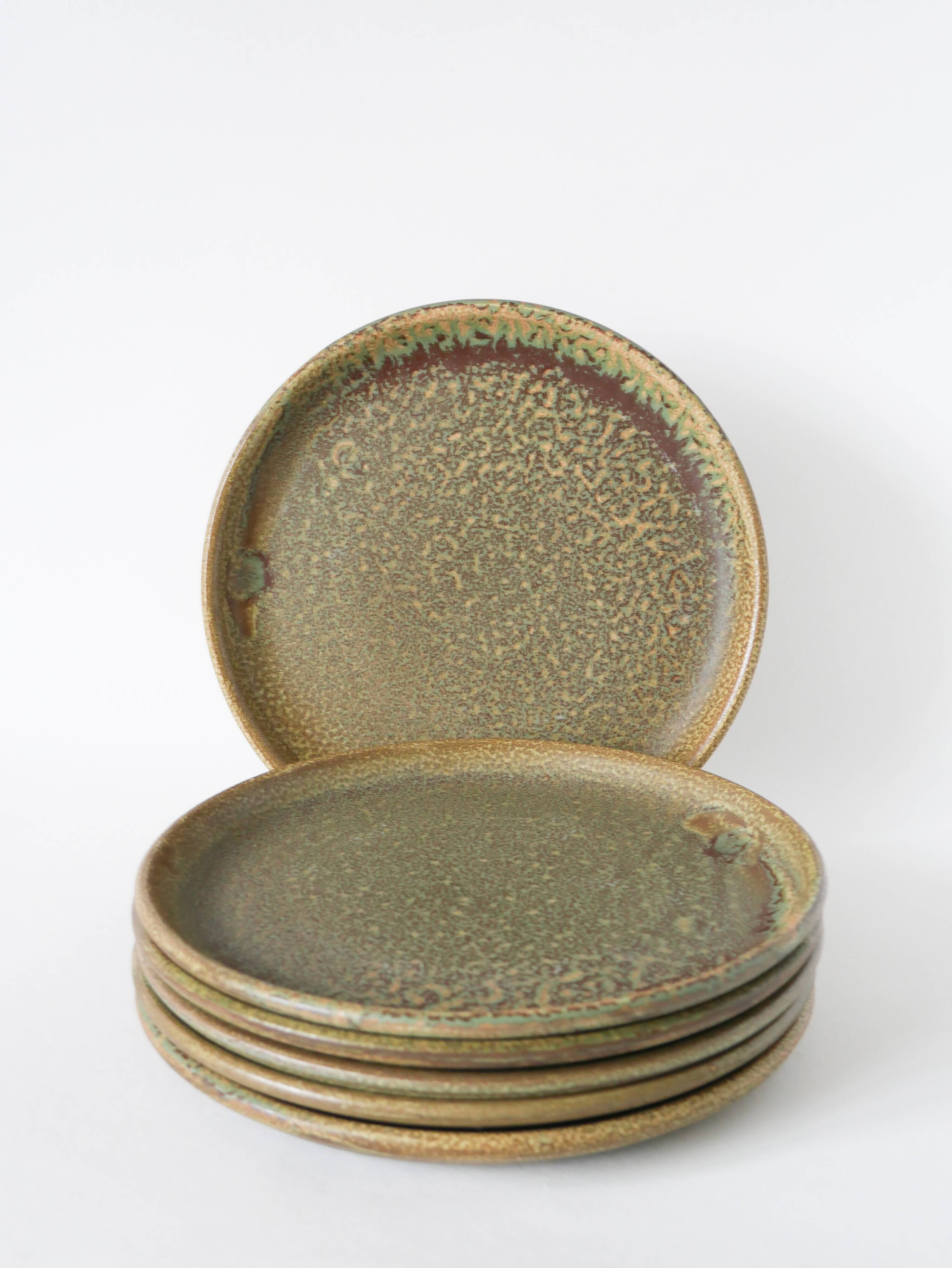 Lot de 6 assiettes plates en grès moucheté, Marron & Vert, Fabrication Arti