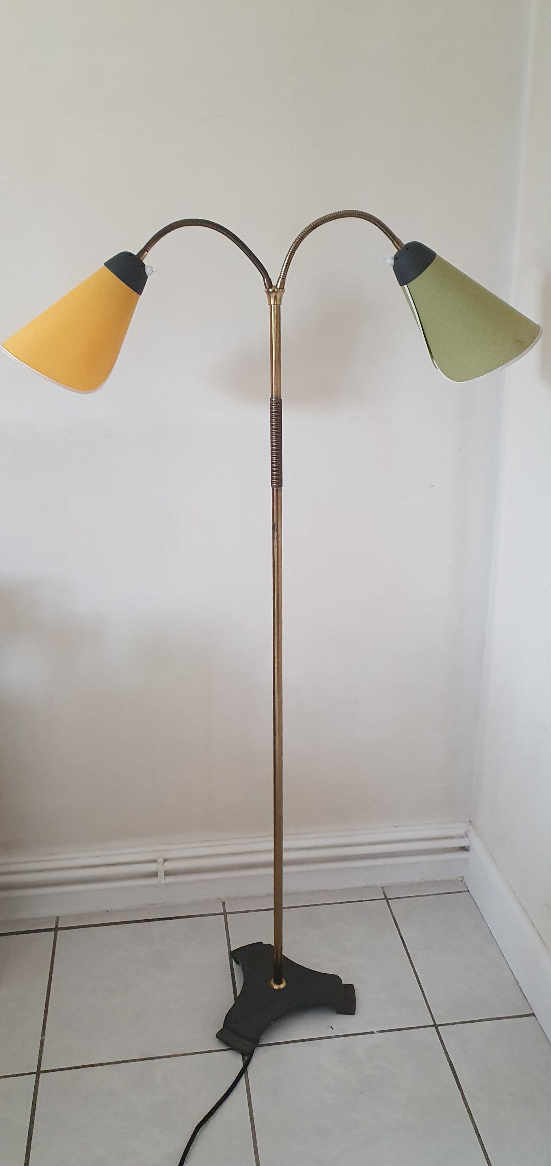 Adjustable floor lamp from the 1950s to 1960s