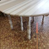 Round table