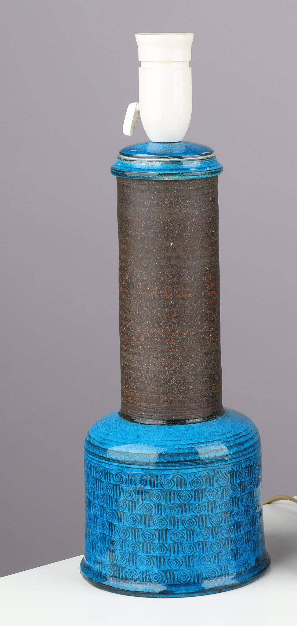 Nils Kahler table lamp in ceramic by Herman A. Kähler, Denmark, 1960 signed.
