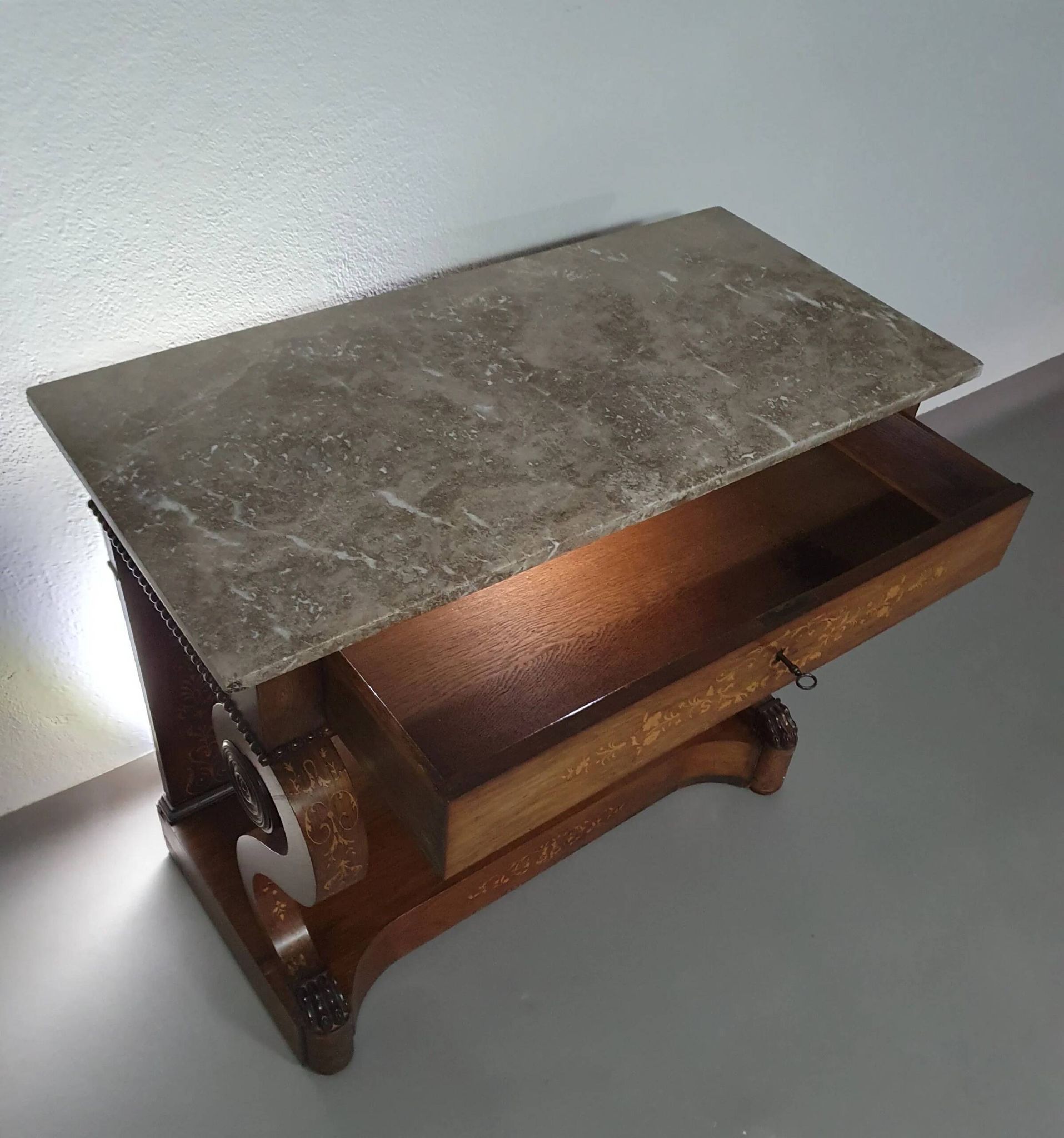 French trumeau / side table 1830s / inlay wood / mirror