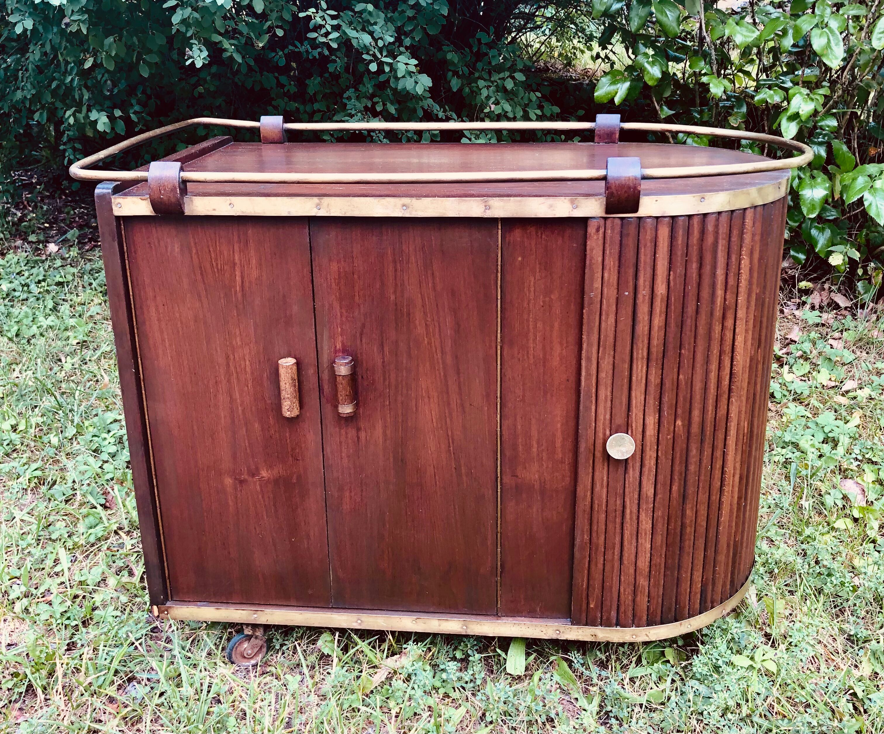 Bar furniture on wheels