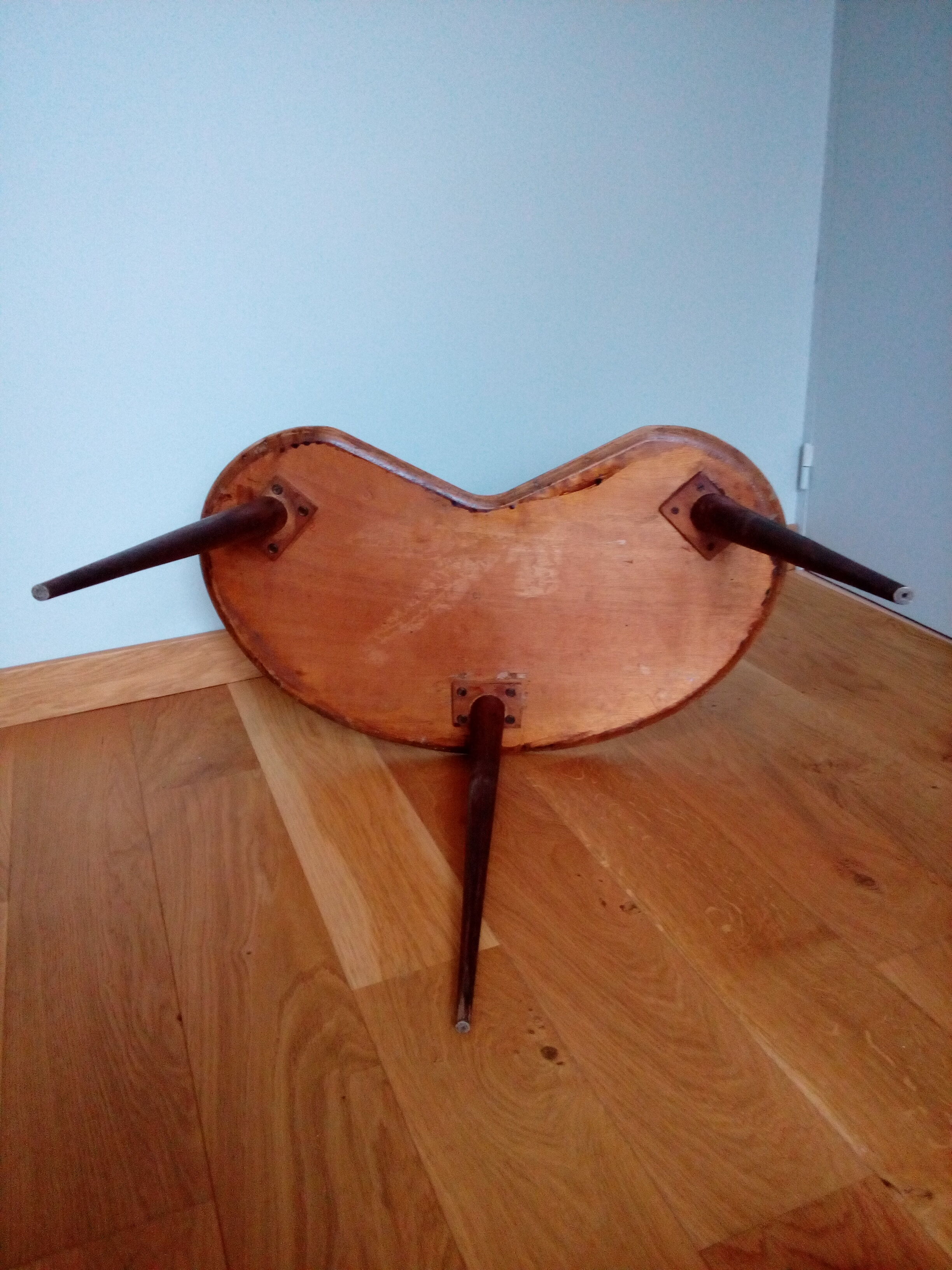 Coffee table bean feet tapered compass