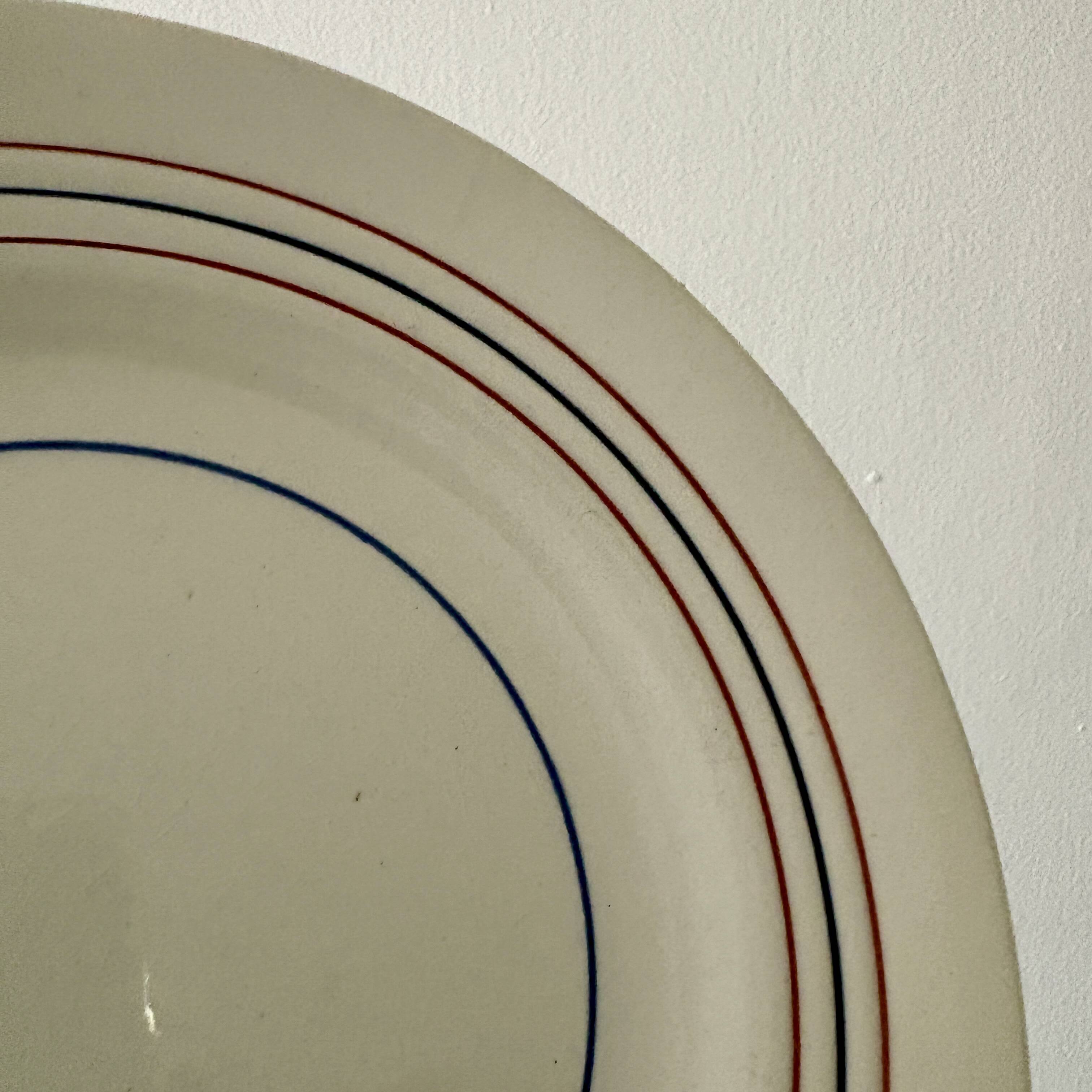 Set of 10 vintage flat plates in semi-porcelain Céranord.