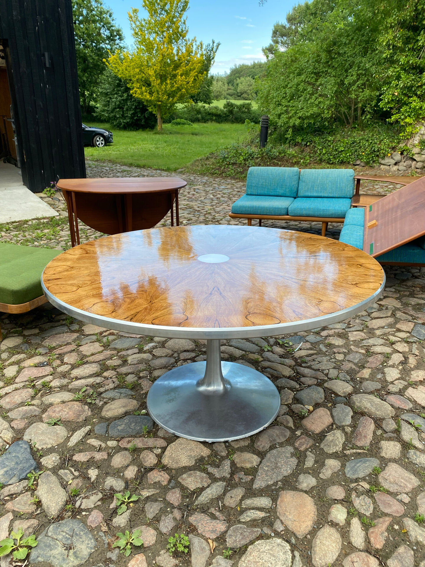 Dining table by Poul Cadovius