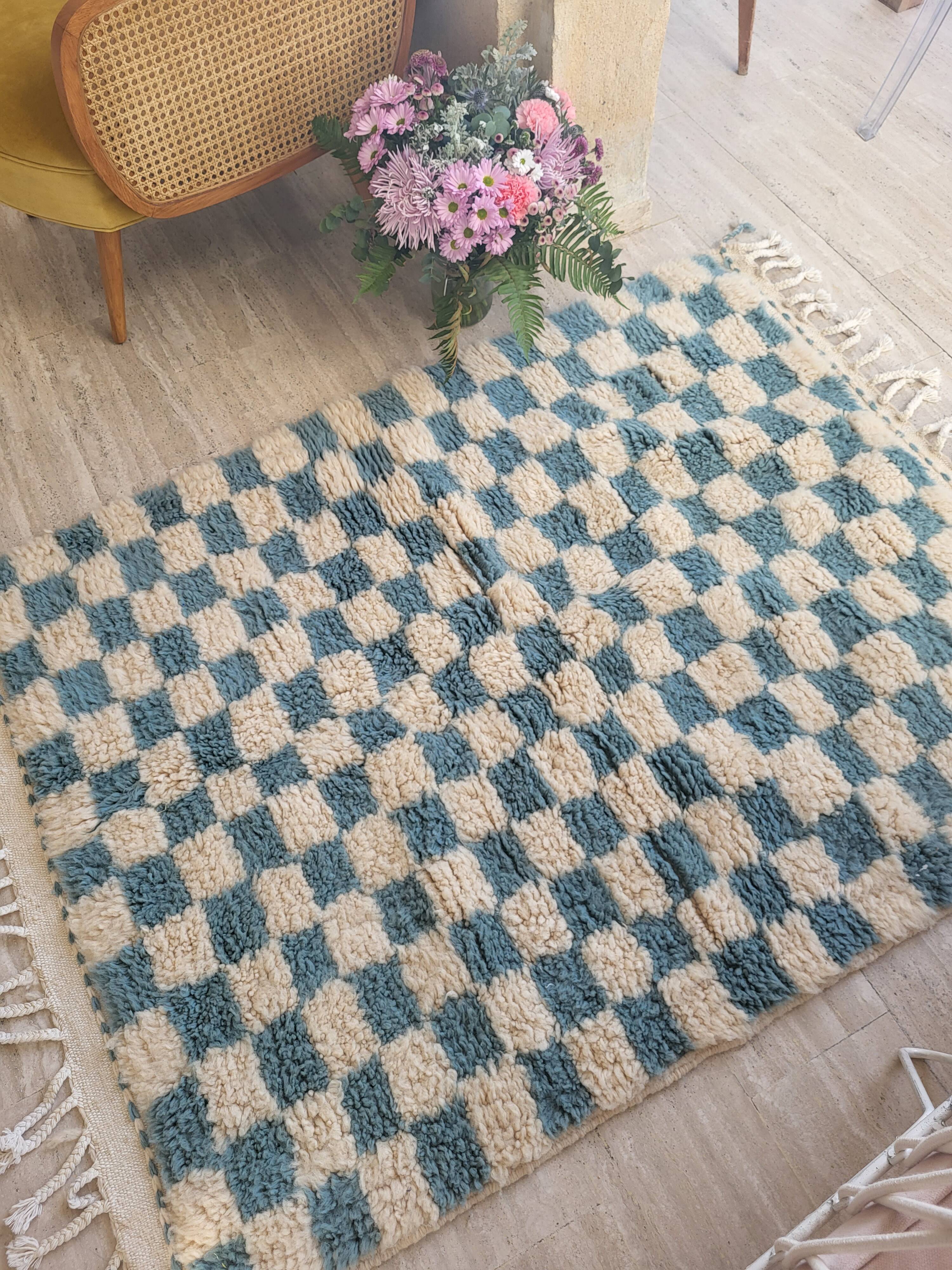 Blue checkered Berber Beni Ouarain rug