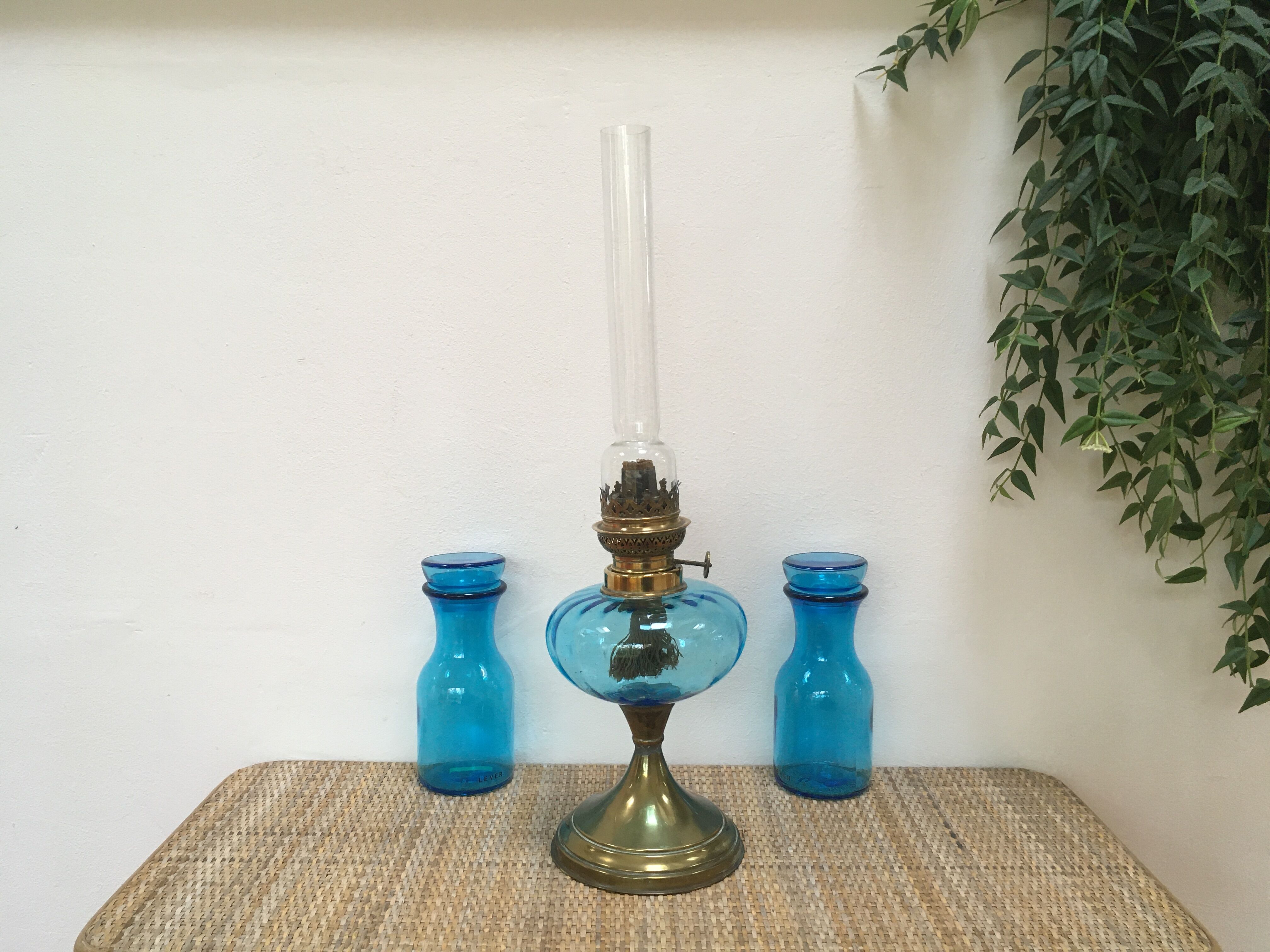 Oil lamp