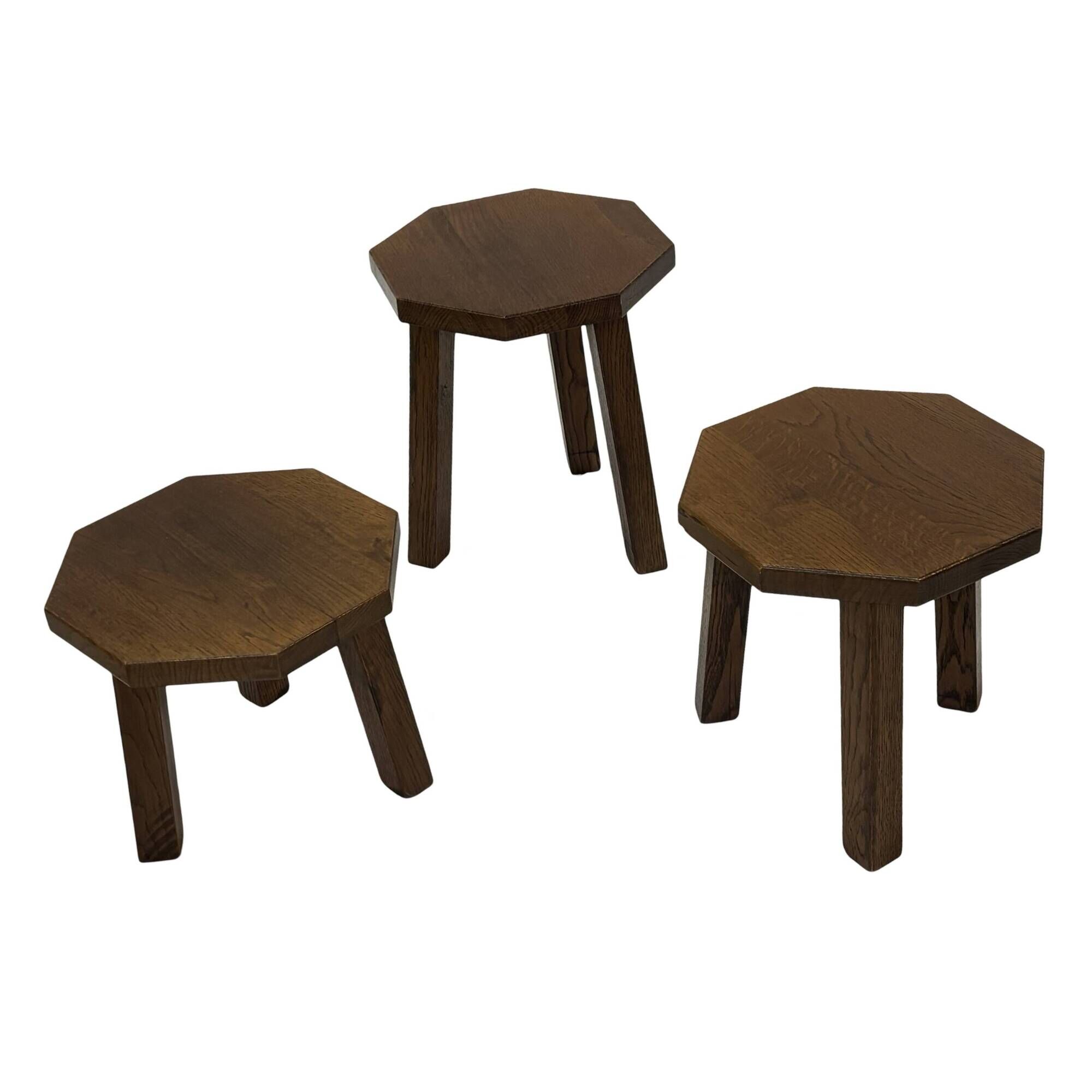 Tables d'appoint hexagonales brutalistes en chêne, années 1950, lot de 3