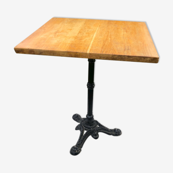 Bistro table