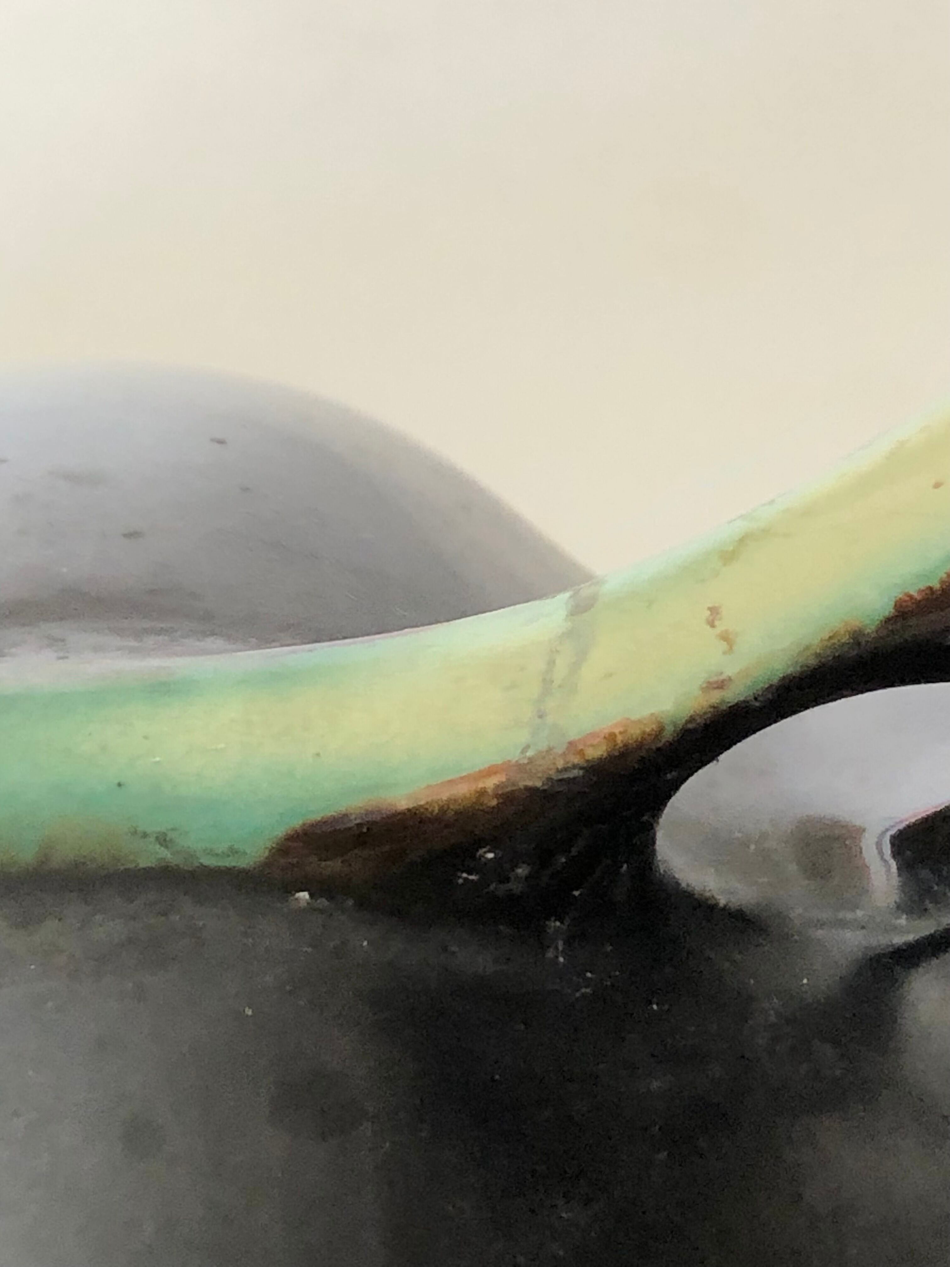 Art Deco vase flamed sandstone tripod