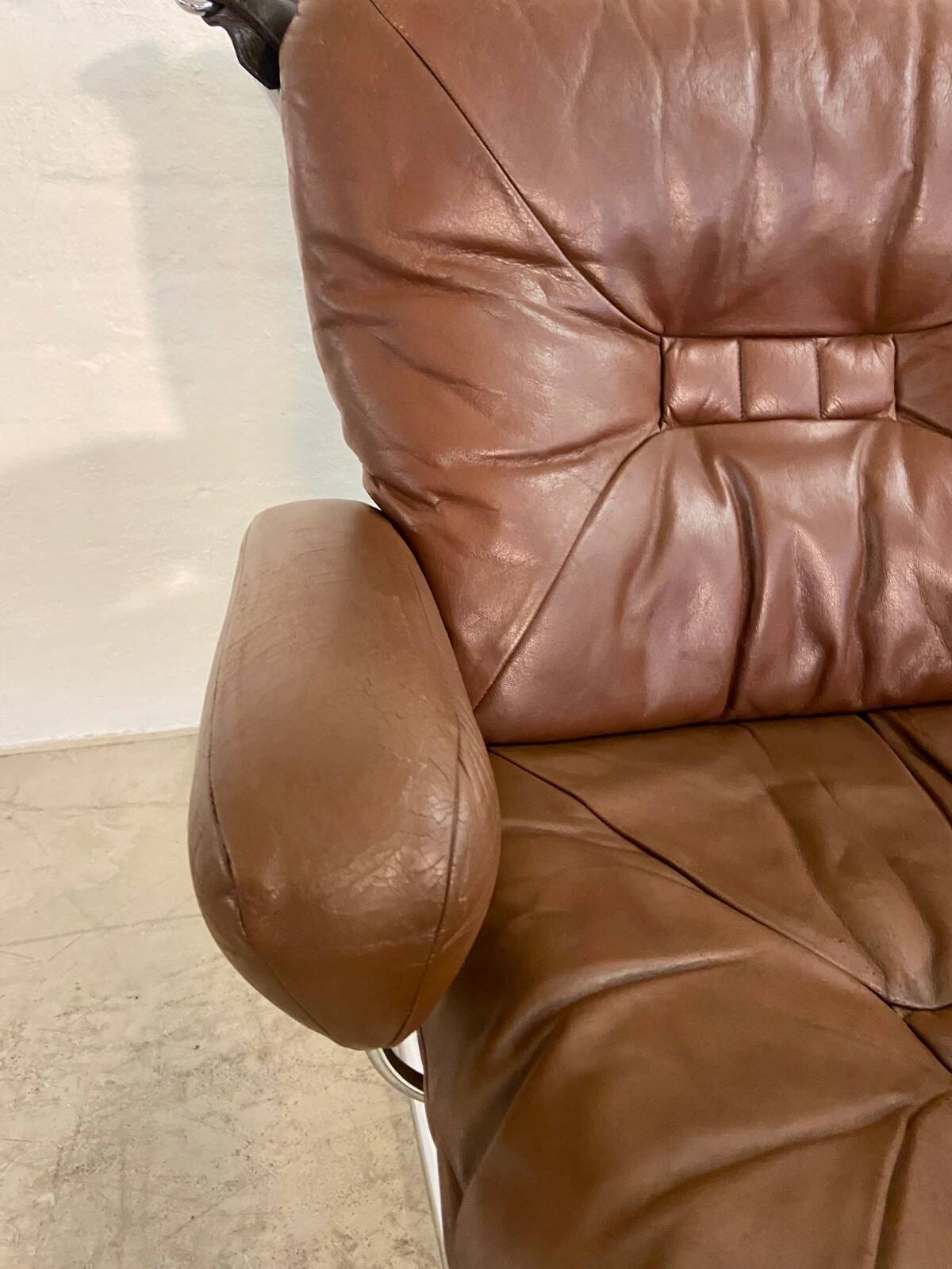 Vintage mid-century Scandinavian cognac leather lounge chair by Harald Relling