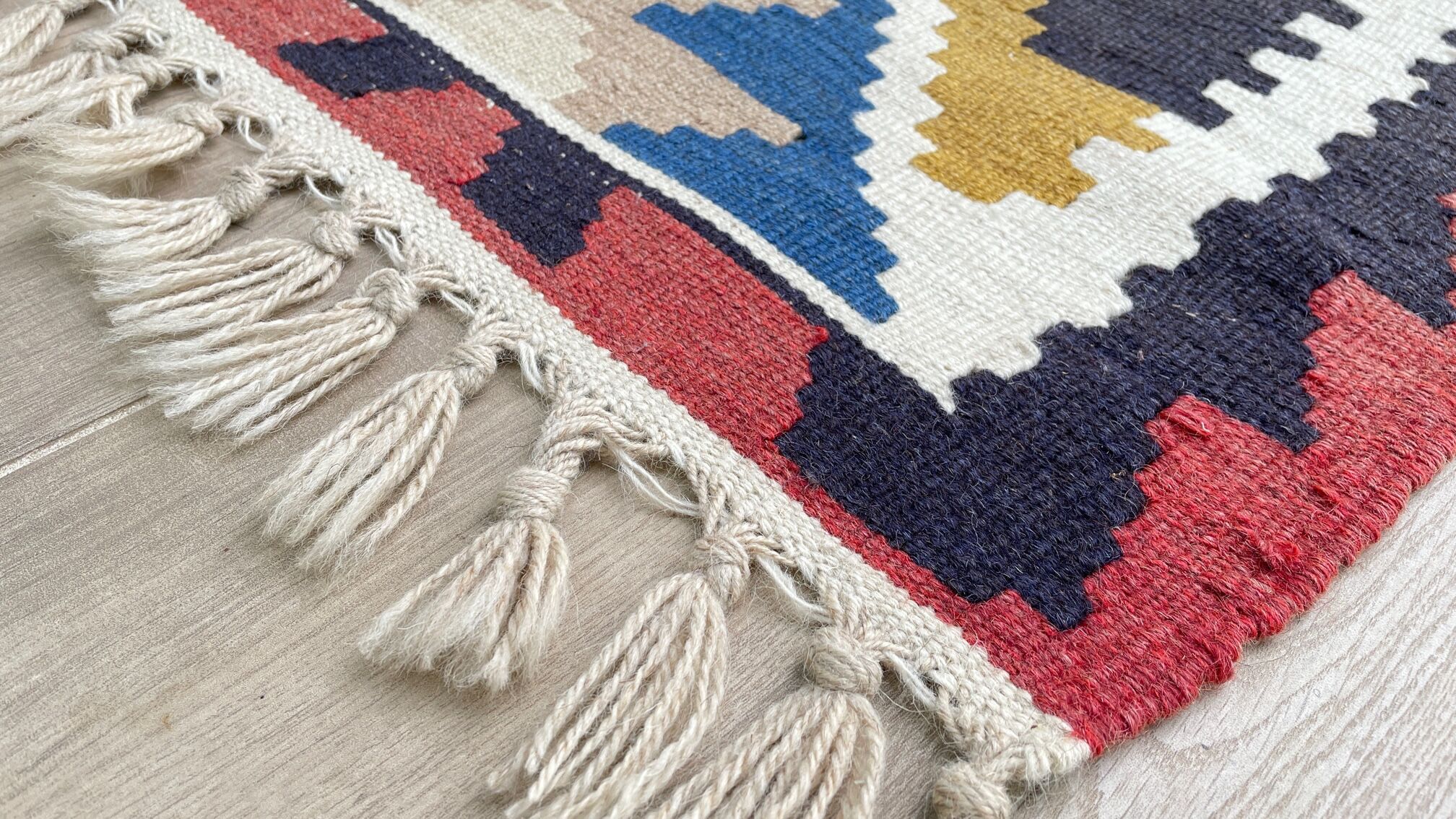 Carpet kilim pure wool 108 x 166cm