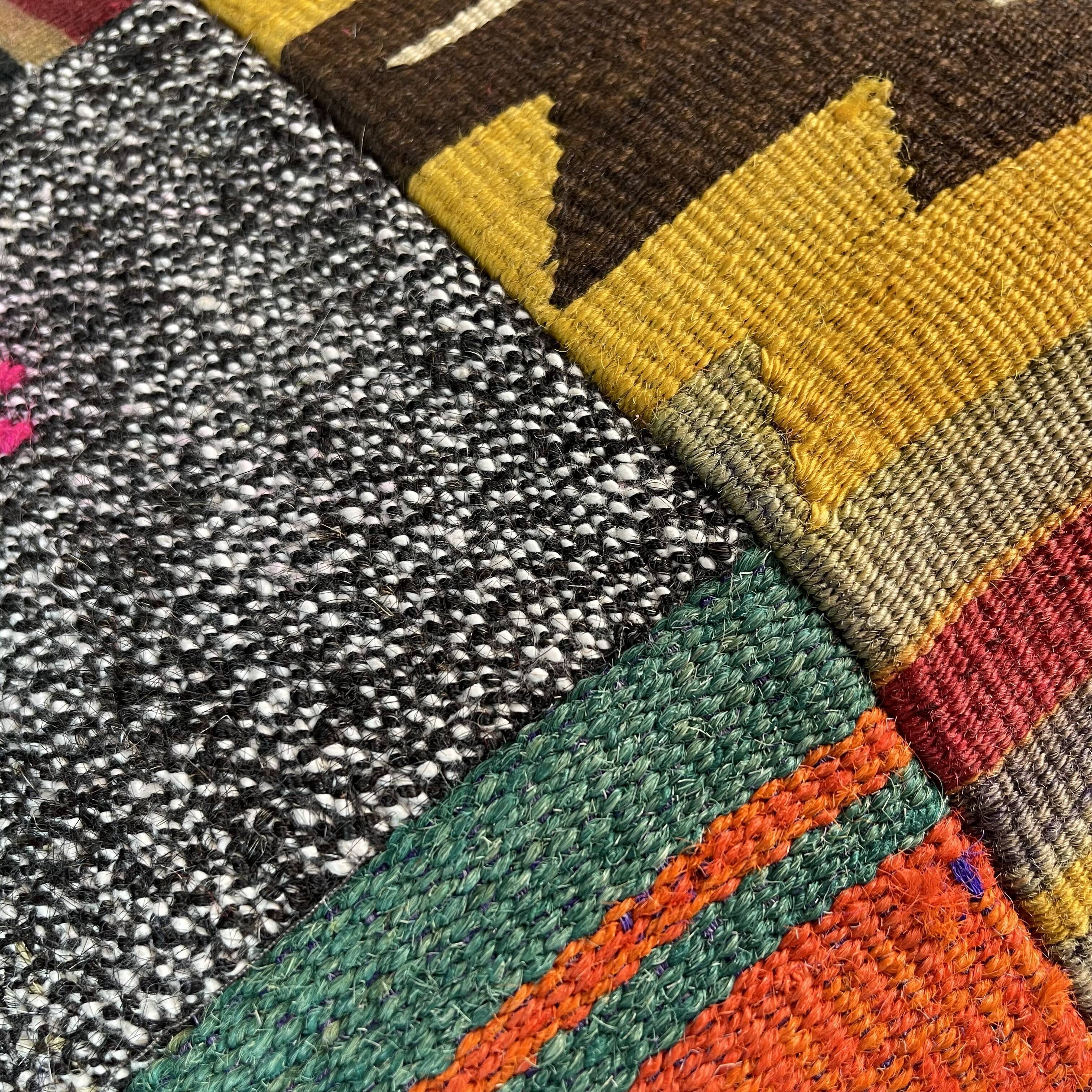 Vintage turkish kilim cushion cover 40 x 40 cm