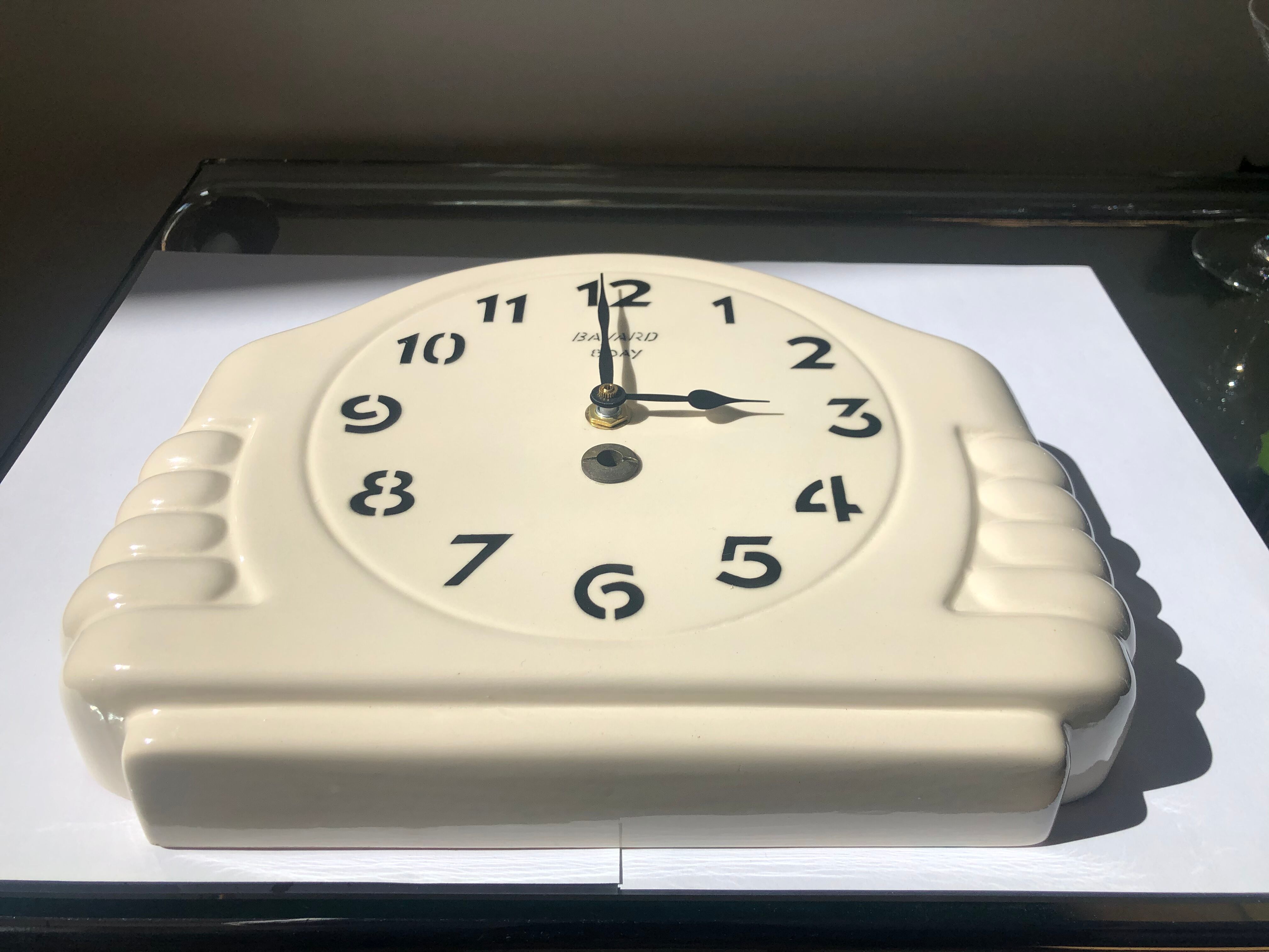 Pendule horloge art déco française Bayard en céramique mouvement quartz