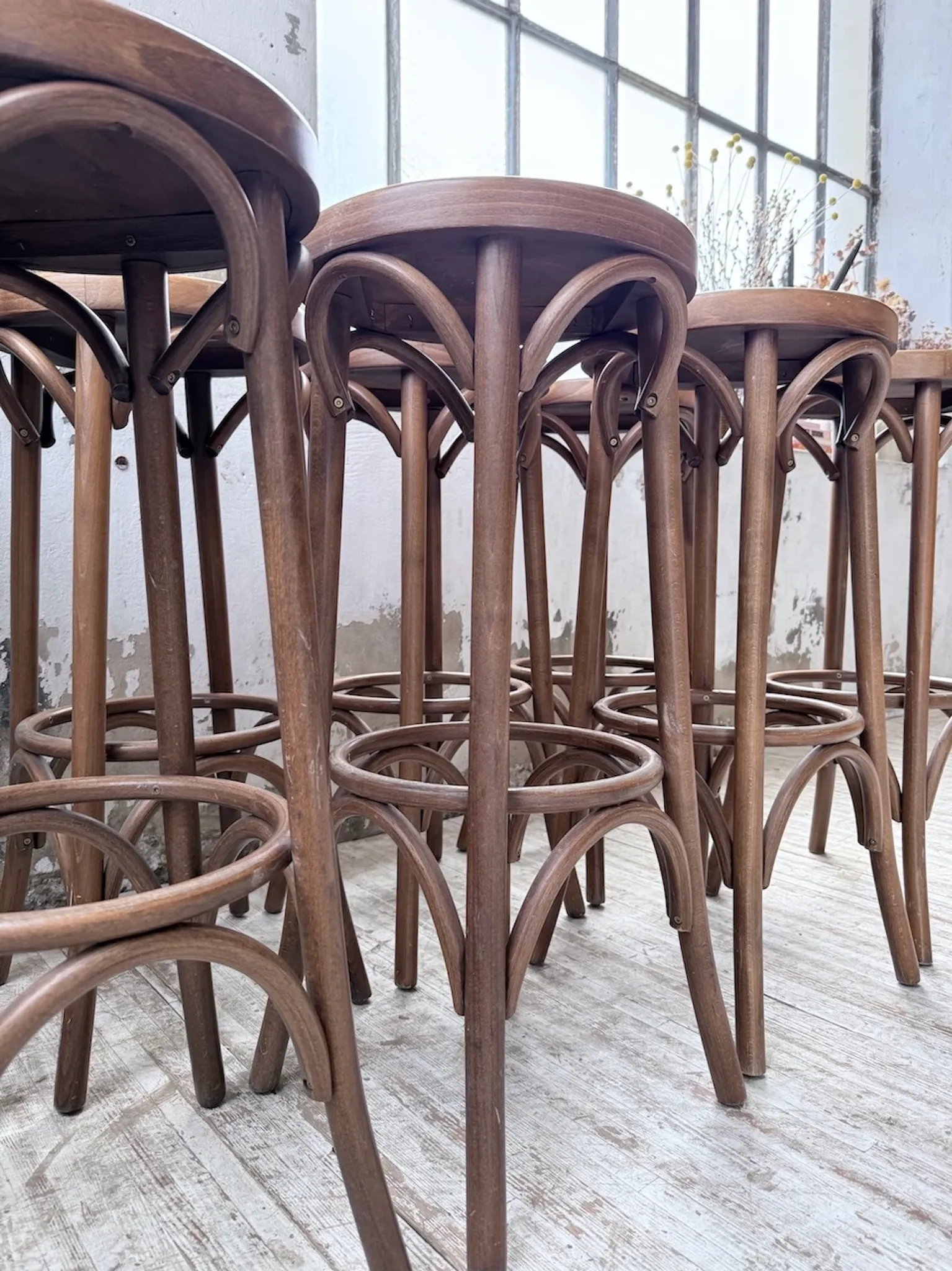 Set of 8 bistro-style bar stools Baumann.