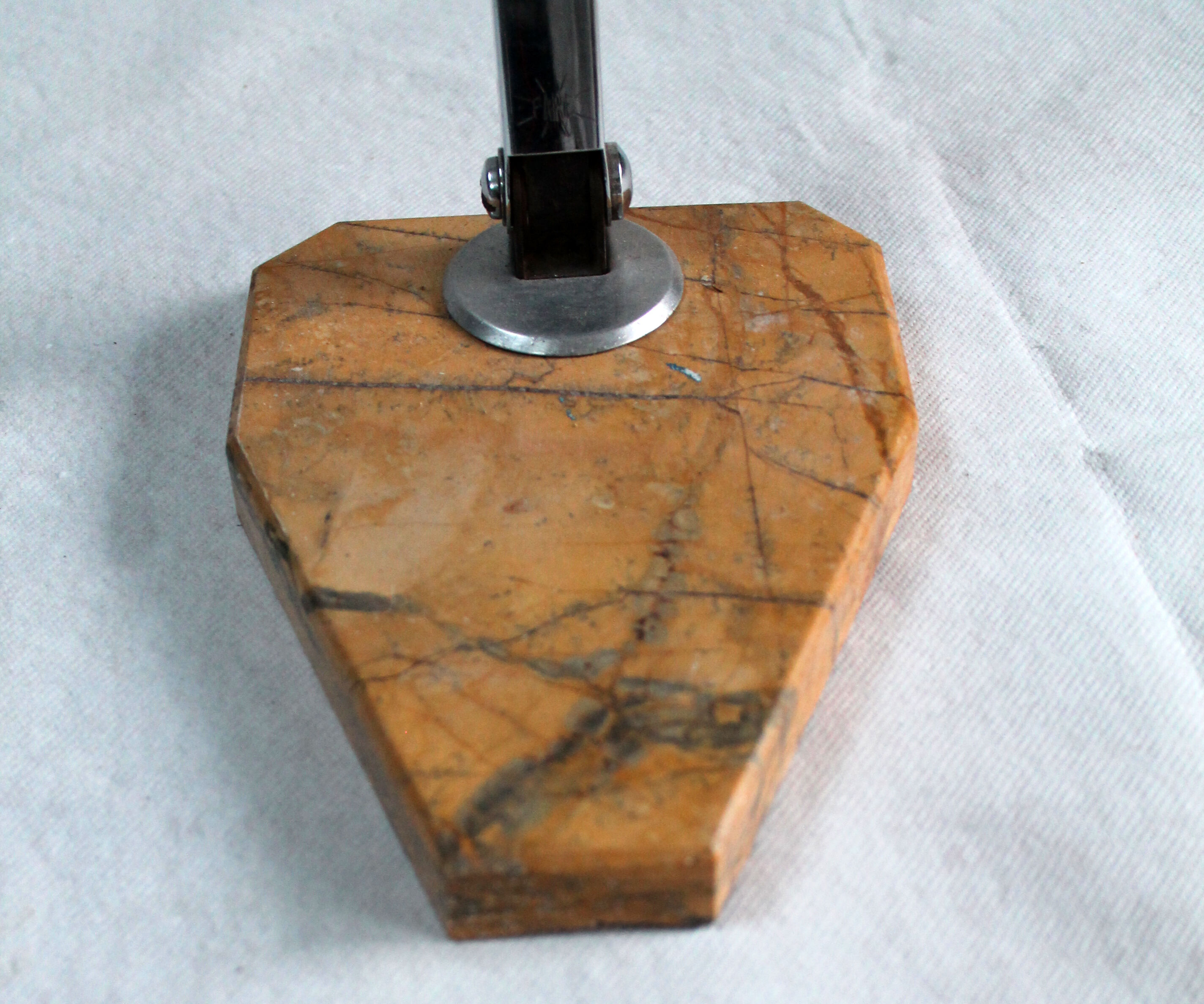 Marble pedestal desk lamp