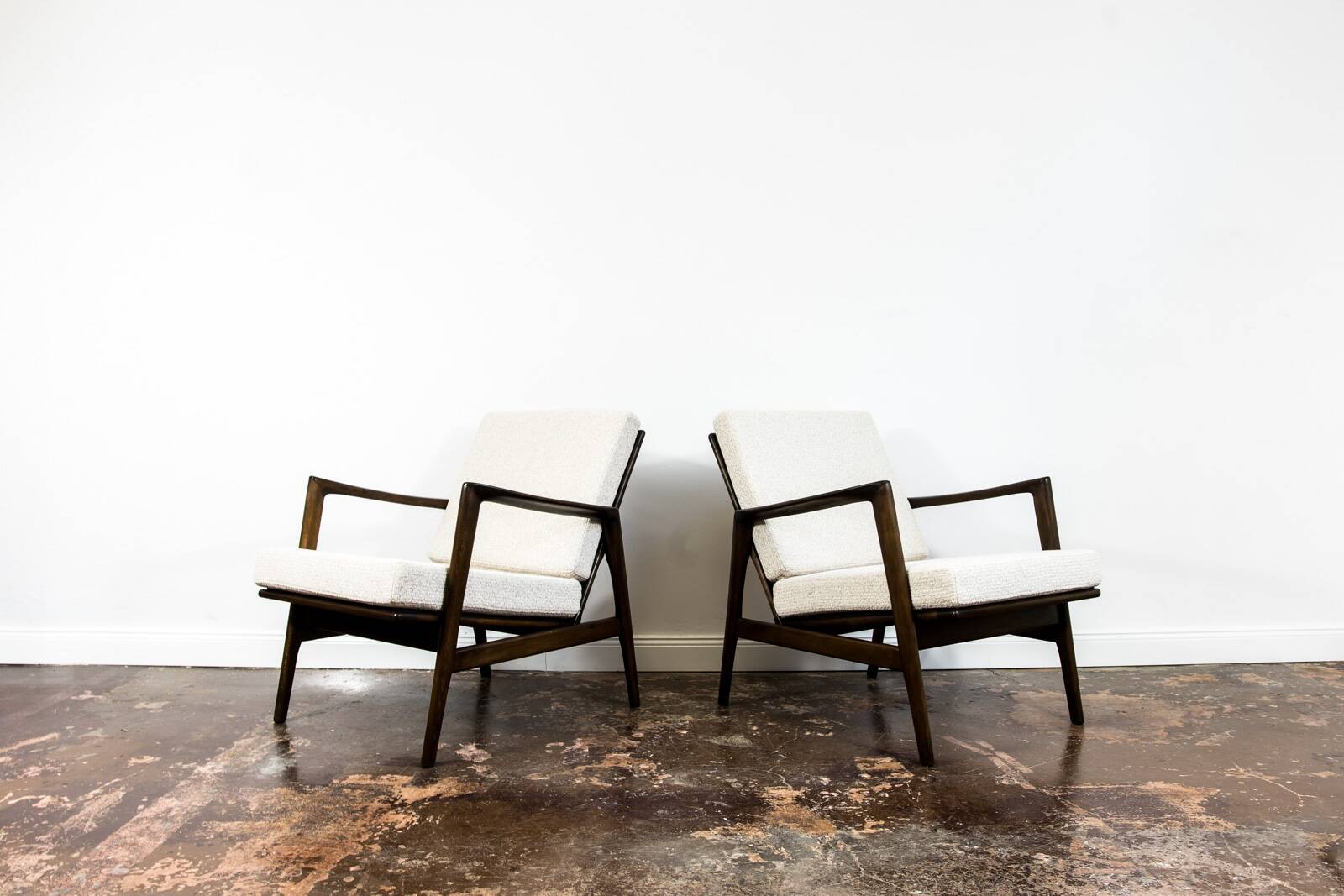 Customizable Pair Of Mid Century Modern Armchairs, 1960s