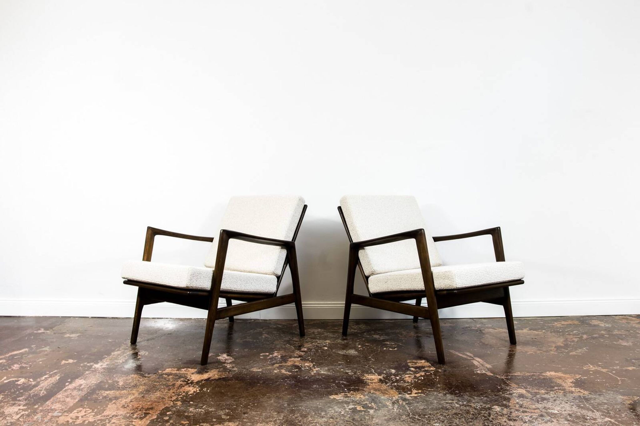Customizable Pair Of Mid Century Modern Armchairs, 1960s