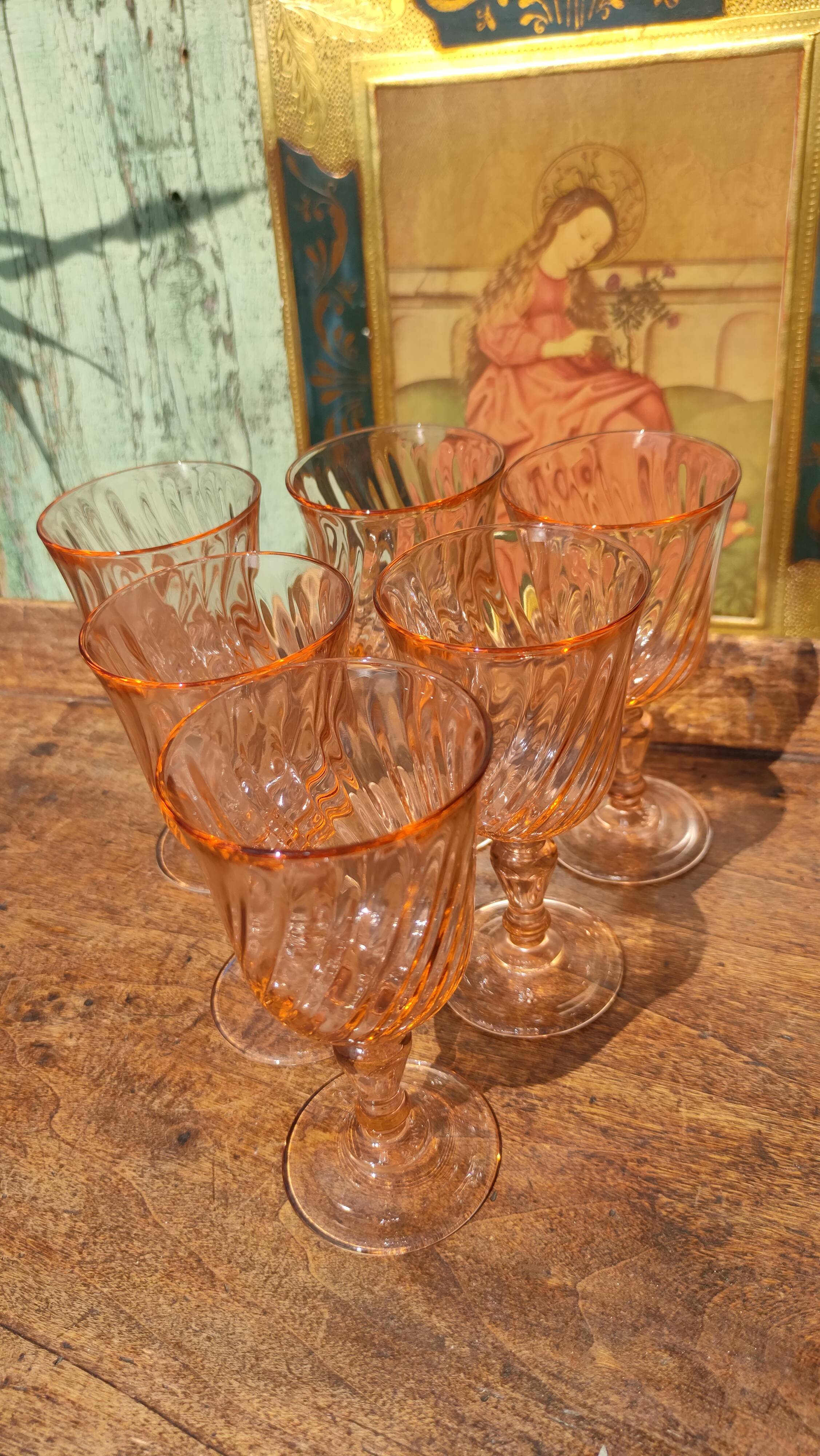 Six verres à pied rosaline d'arcoroc luminarc
