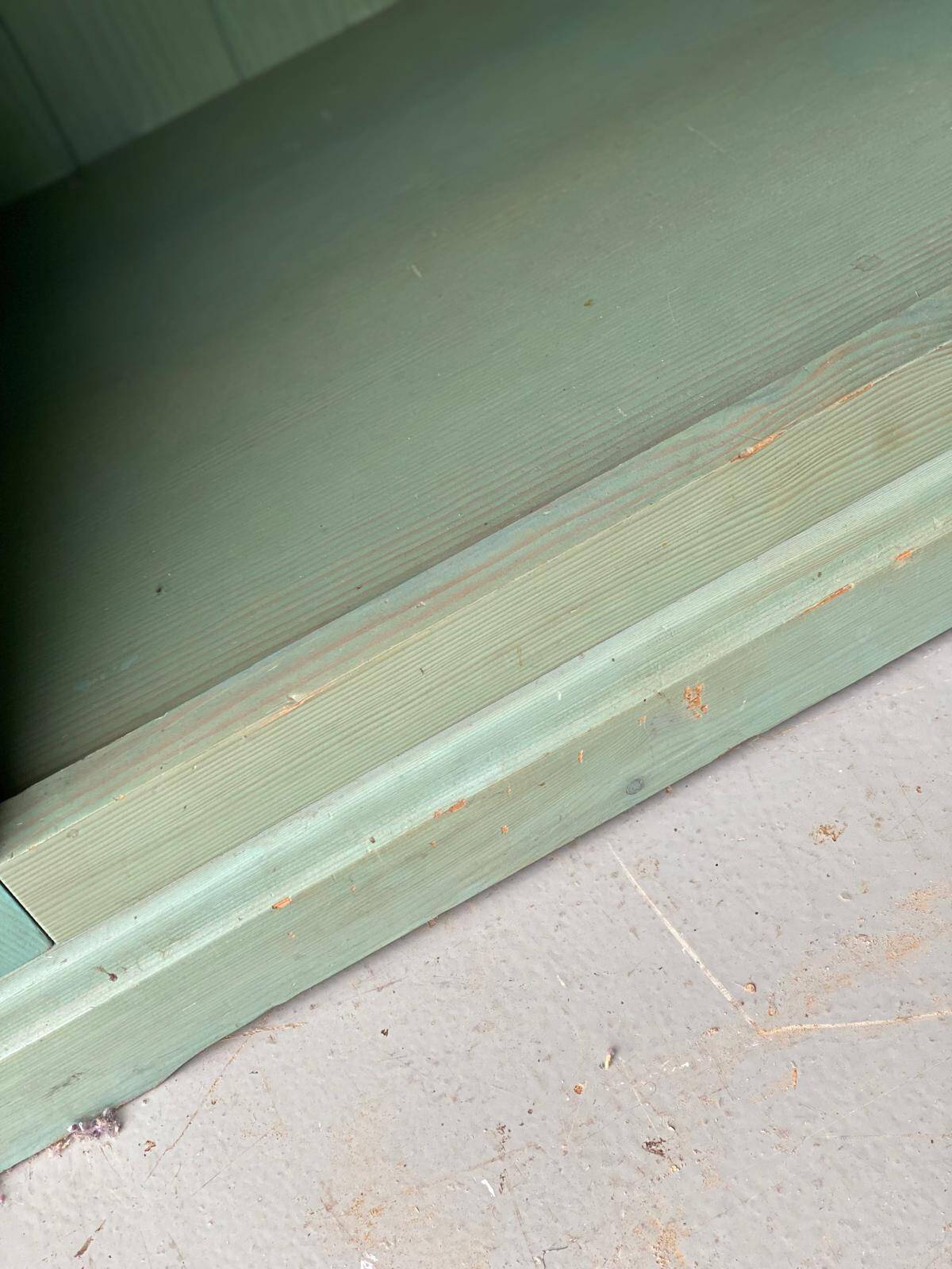 Bibliothèque étagère vintage verte en bois massif