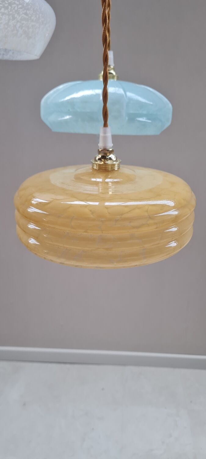 Clichy glass triptych suspension