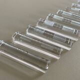 Set of 4 triangular knife holders with cut