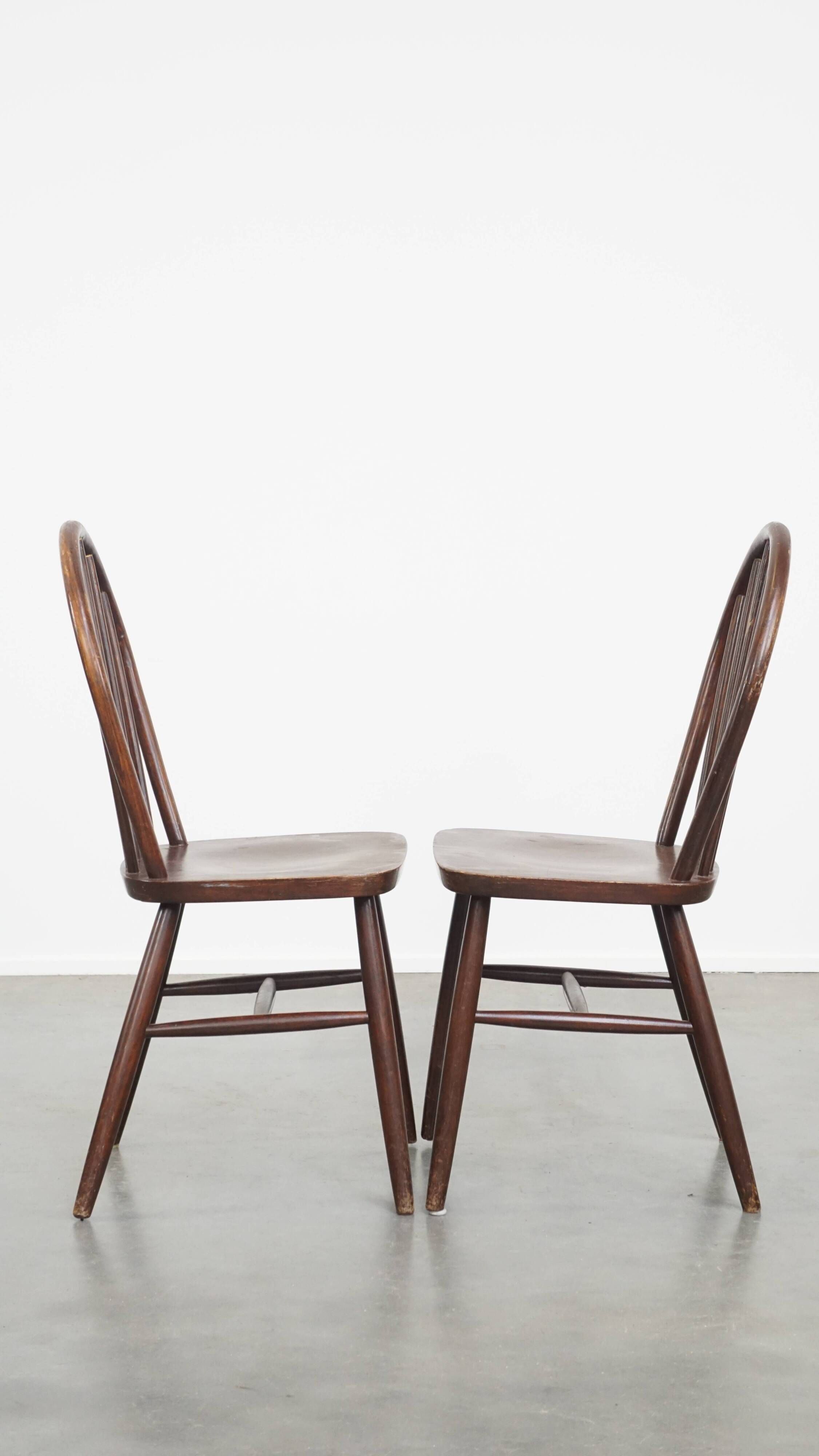 Set of 8 Vintage English Style Spindle Back Wooden Windsor Chairs from t