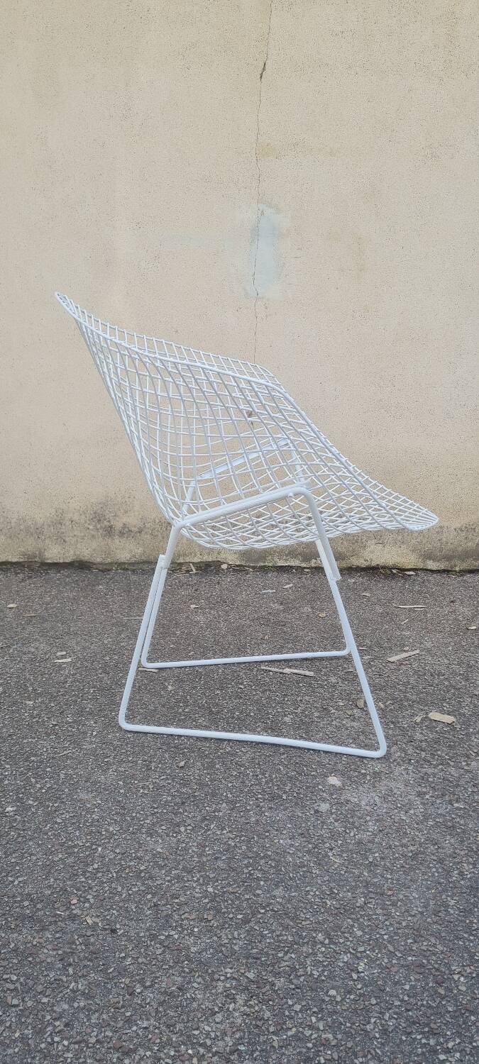 Diamond armchair by Harry Bertoia