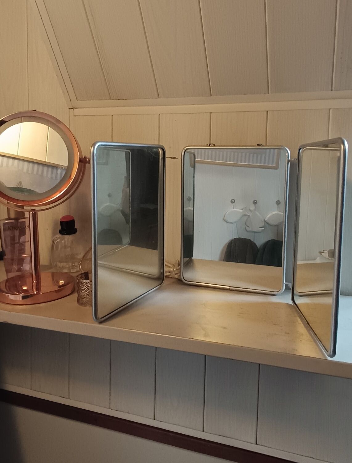 Barber mirror triptych