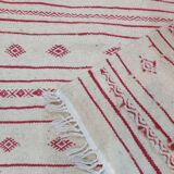 Hand-woven beige and red carpet 67x123cm