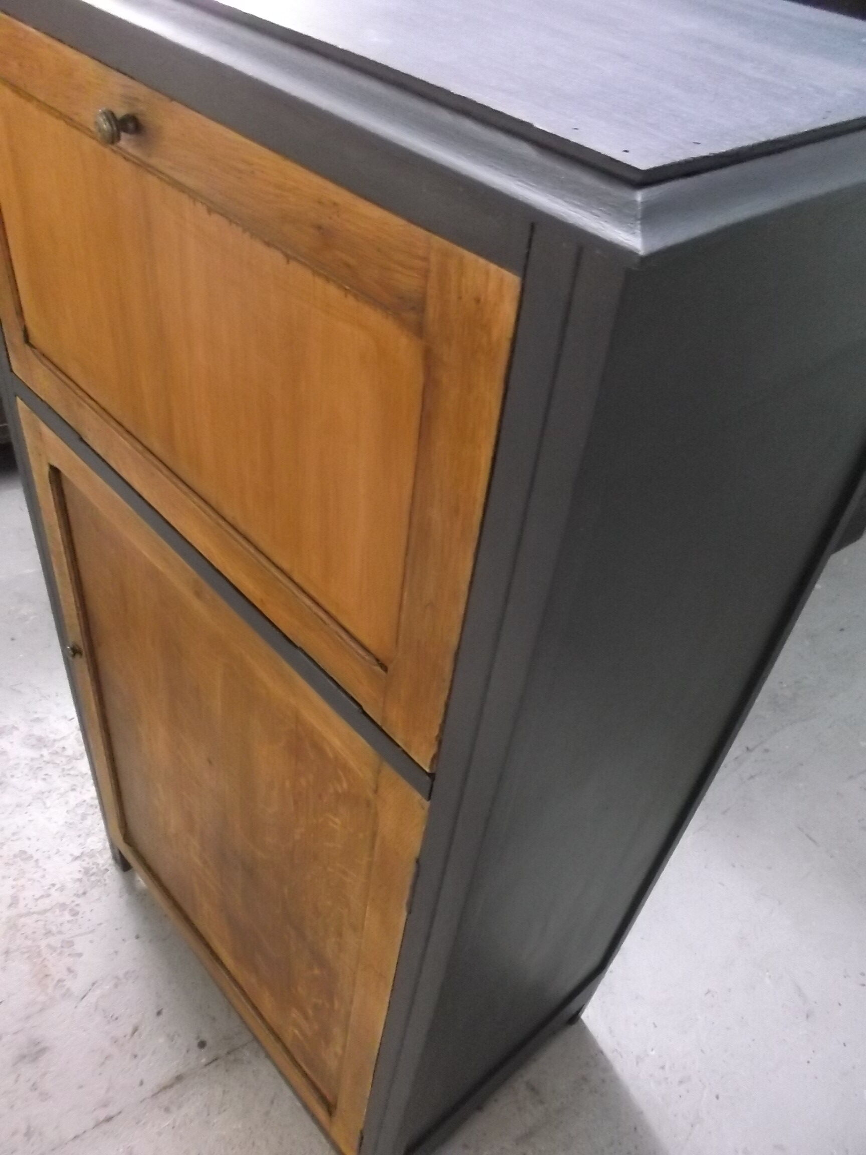 Meuble de rangement,  ancien, vintage