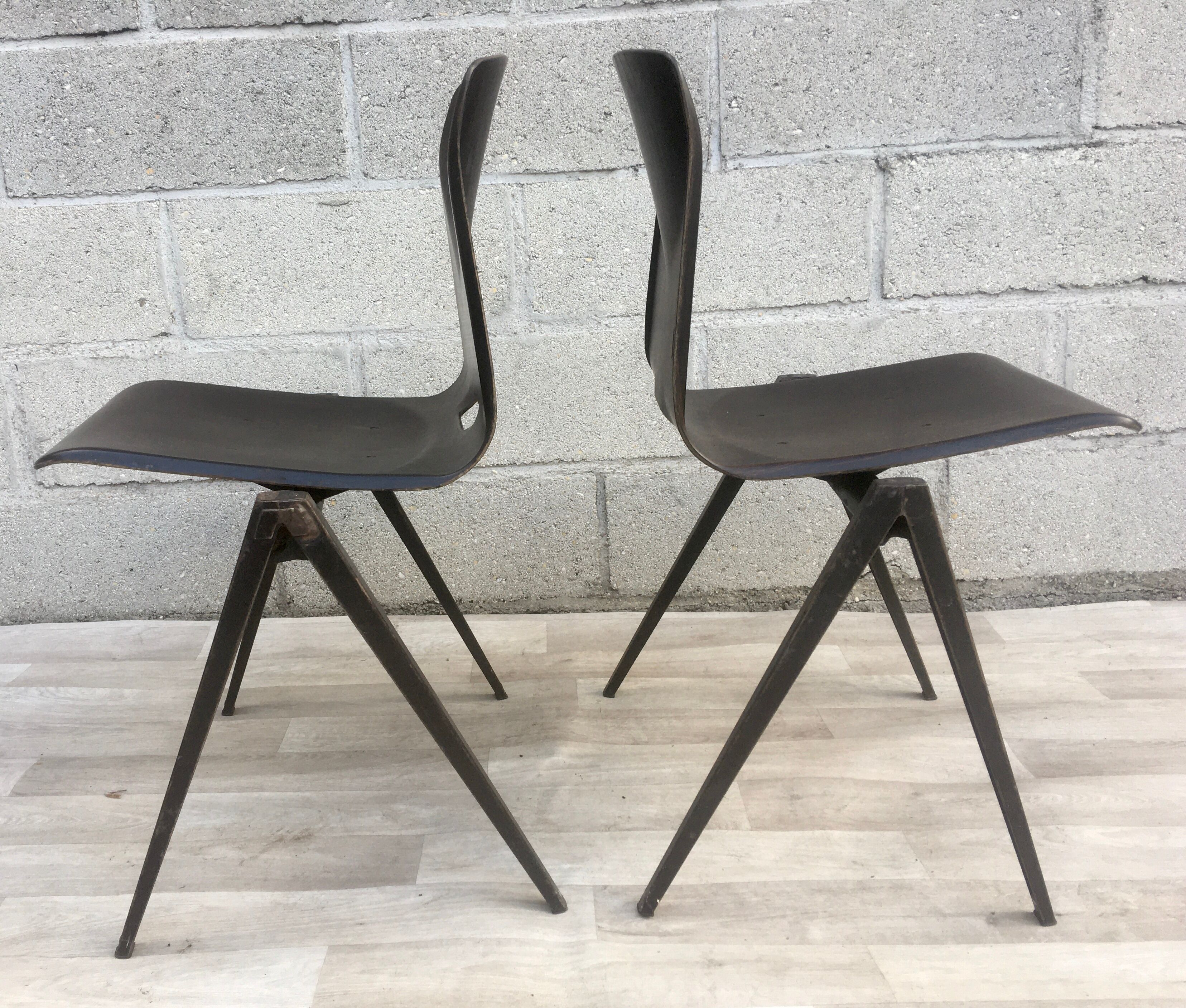 Chairs Galvanitas S22