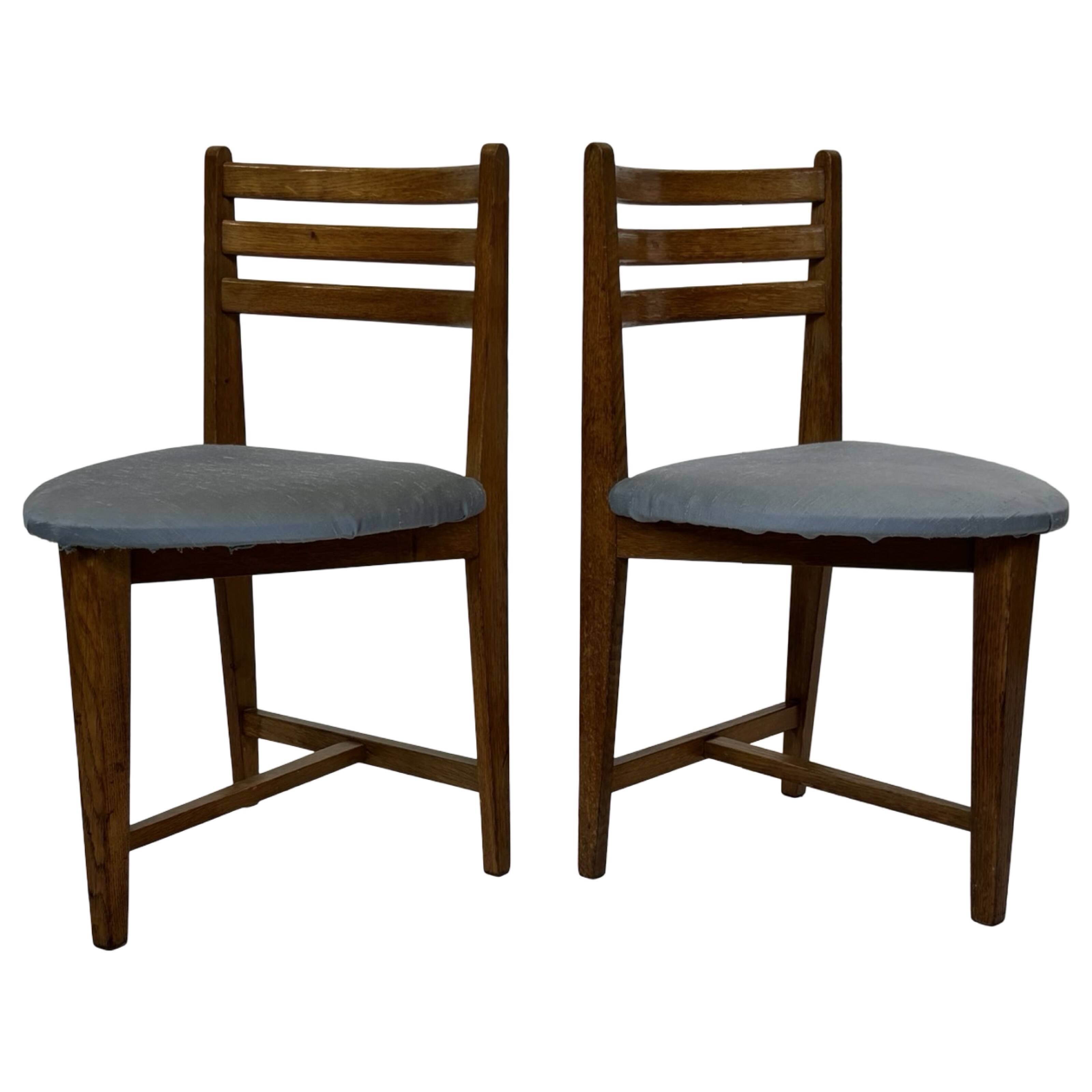 Vintage rare three-legged dining chair 1960s oak heart chair