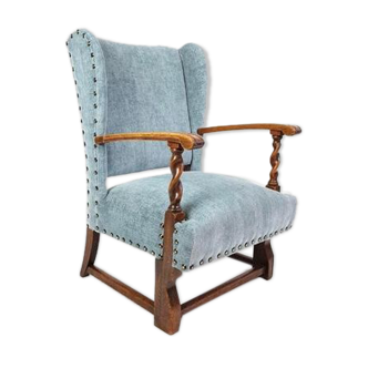 Blue flea market armchair