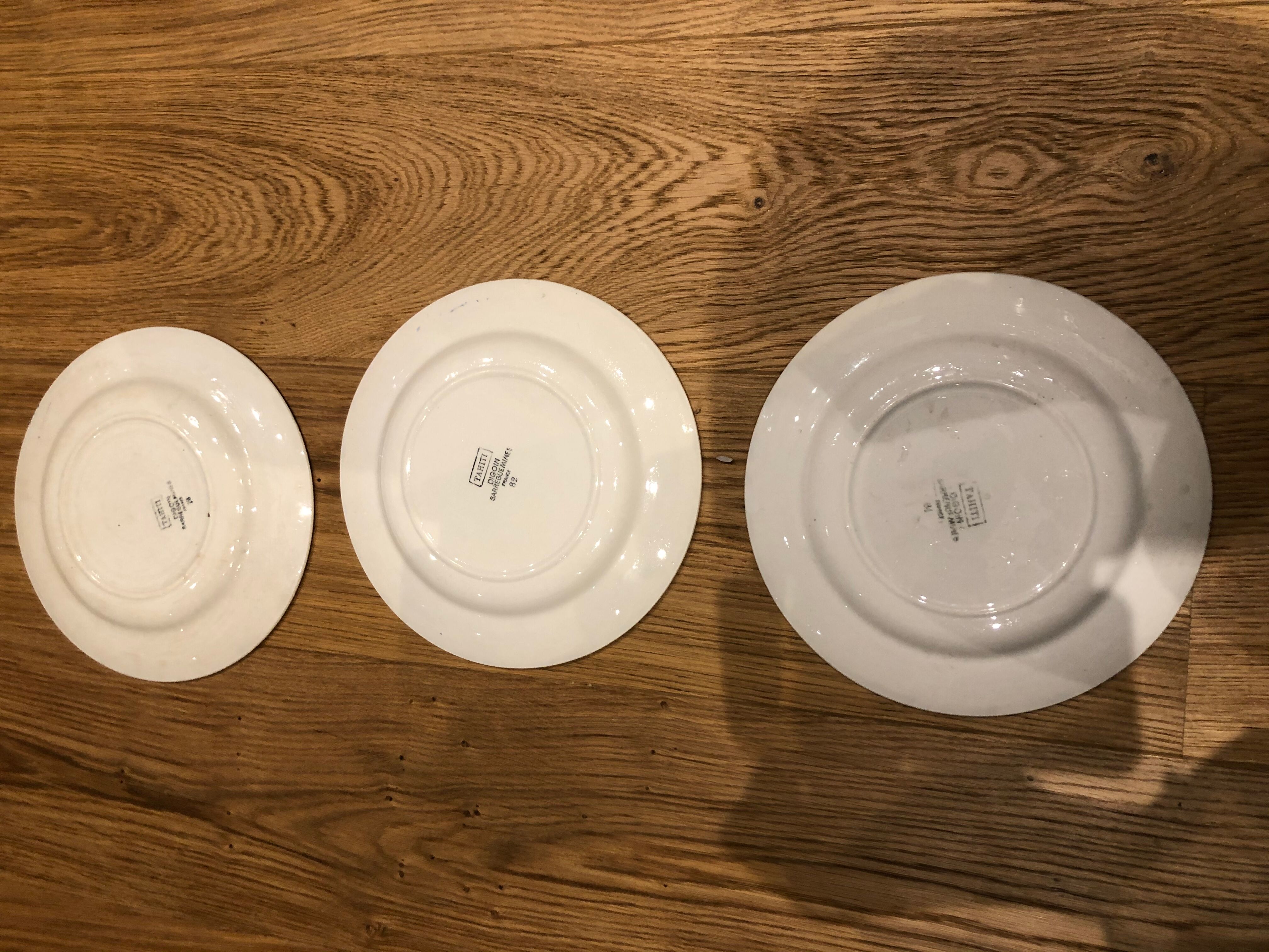 Lot of 3 digoin plates