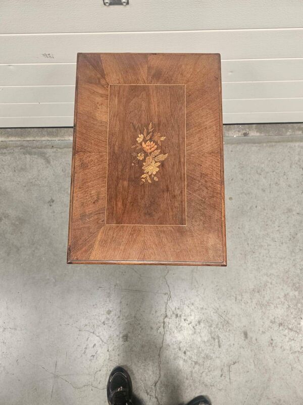 Coiffeuse à ouvrage ancienne avec marqueterie florale et miroir intégré