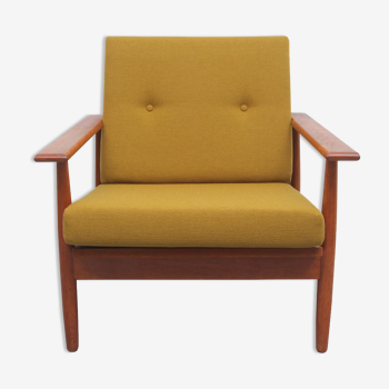 Fauteuil des années 1960 en teck tissu jaune moutarde