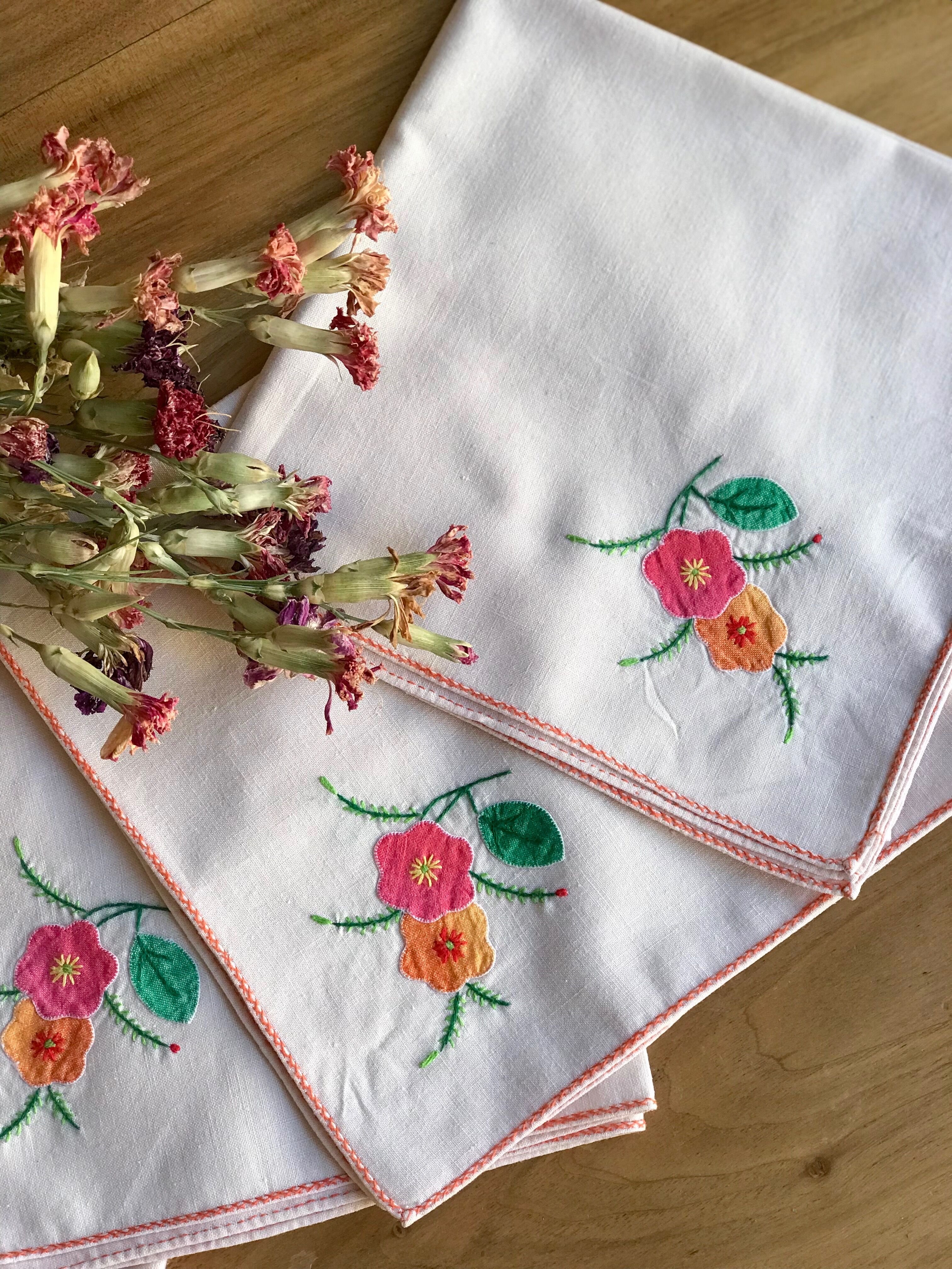 Embroidered cloth towels