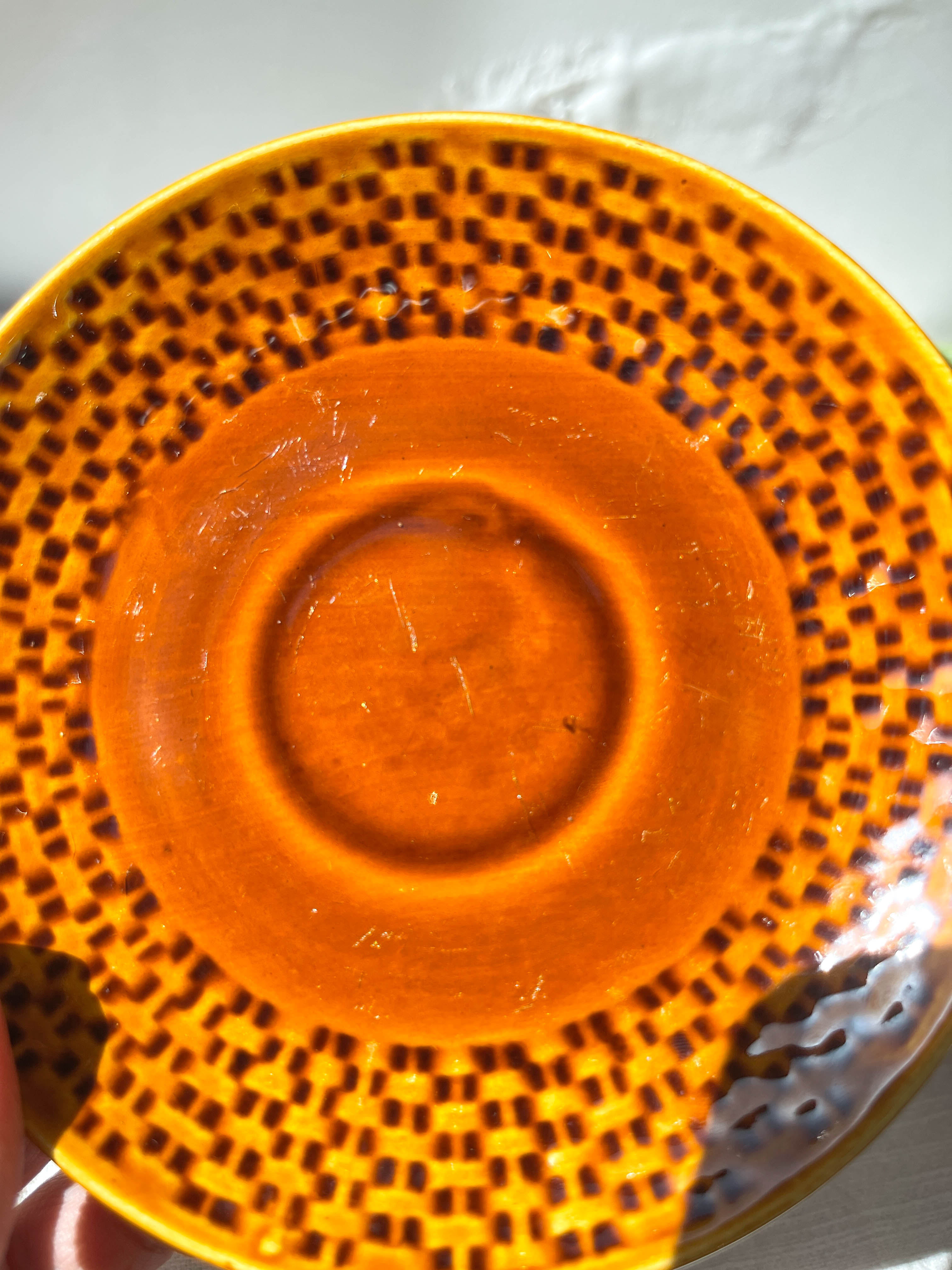 4 Vintage Caramel Earthenware Coffee Cups