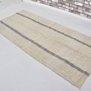 Tapis Kilim beige et noir