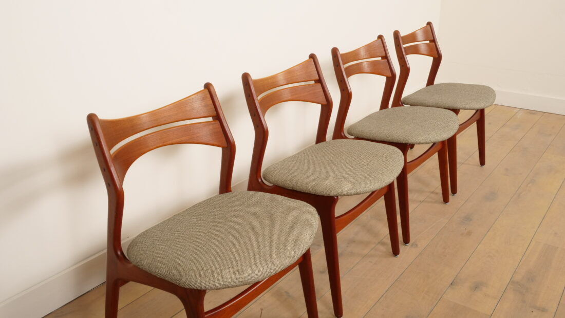 4 x dining chairs | Erik Buch | Model 310 | Teak | re-upholstered