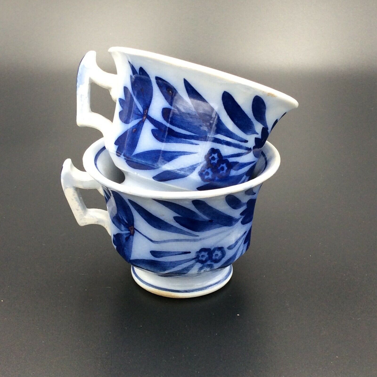 2 cups sarreguemines and digoin décor fleuri bleu