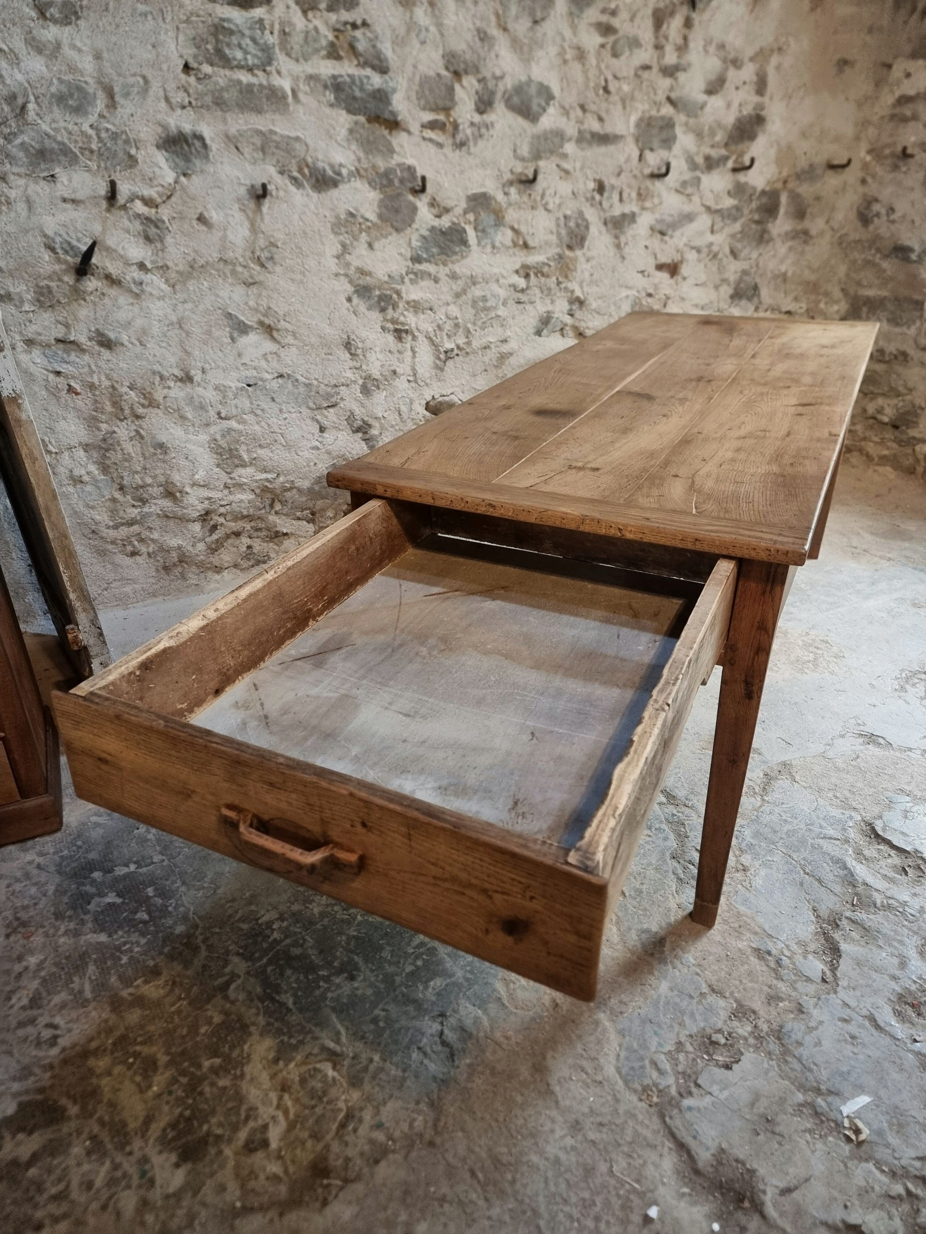 Old oak farmhouse table, dining table, Auvergne, circa 1750–1800