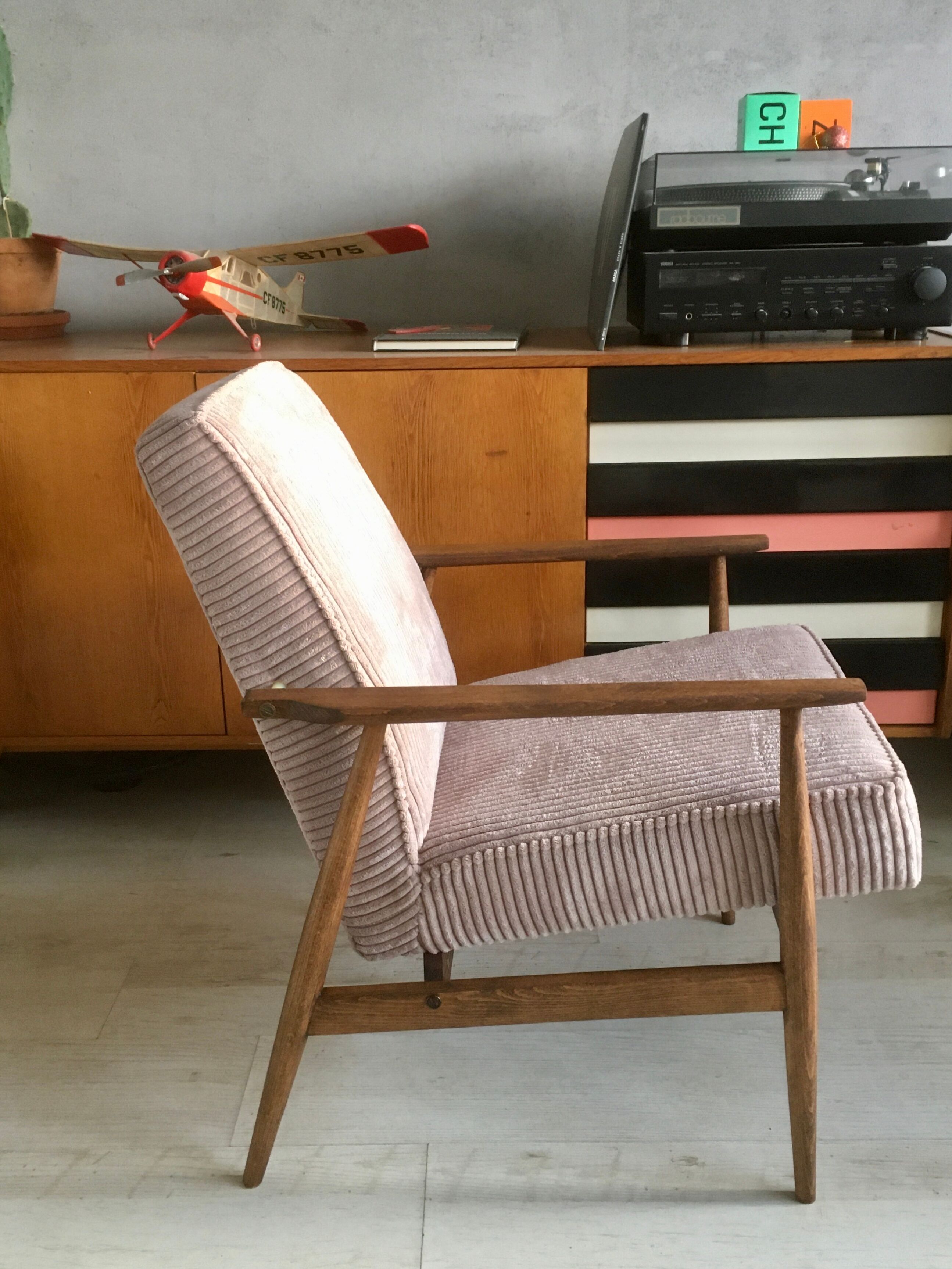 Fauteuil original vintage poli 300-190