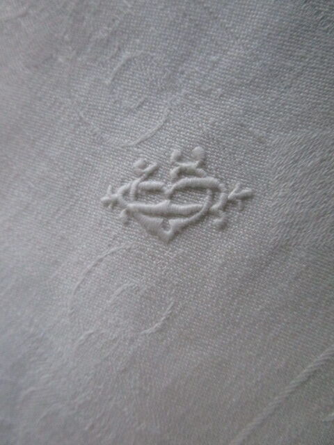 10 old damask-monogrammed-embroidered tea towels 30x30cm