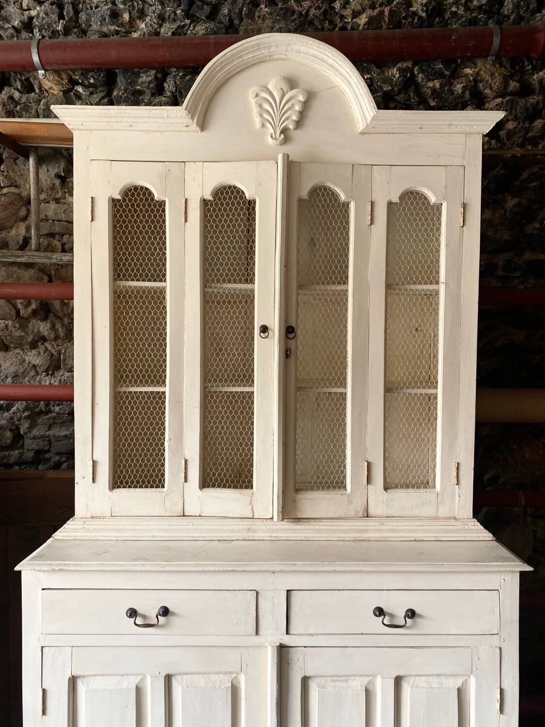 2-part ecru wooden dresser