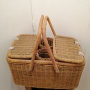 Picnic basket year 1960 vintage wicker